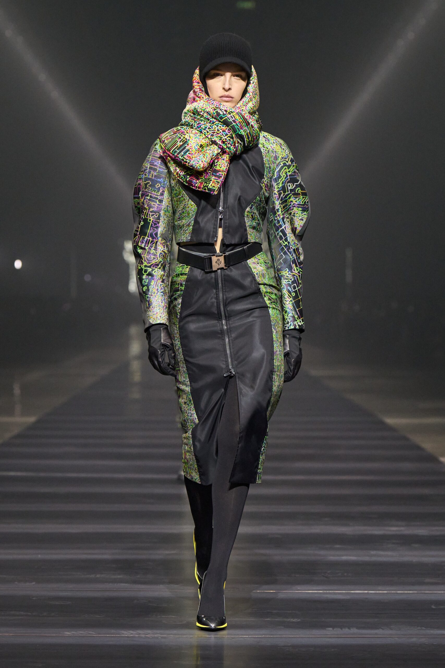 Ferrari F/W 22 Look 35