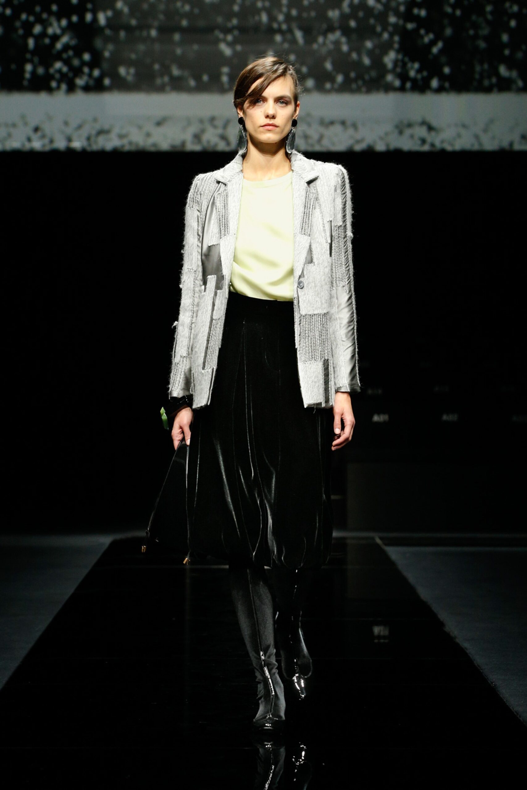 Giorgio Armani F/W 20 Look 35