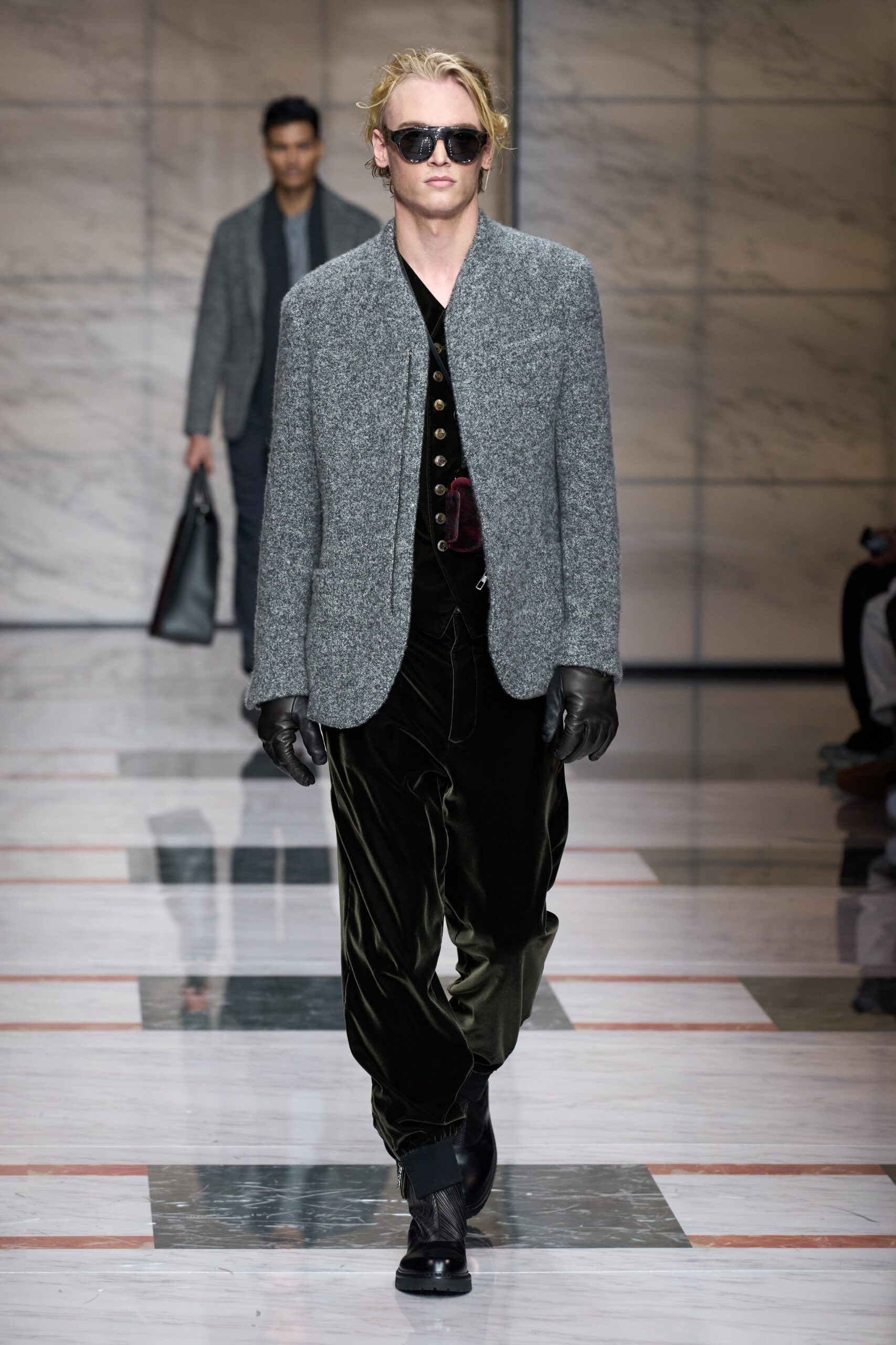 Giorgio Armani F/W 23 Menswear Look 35
