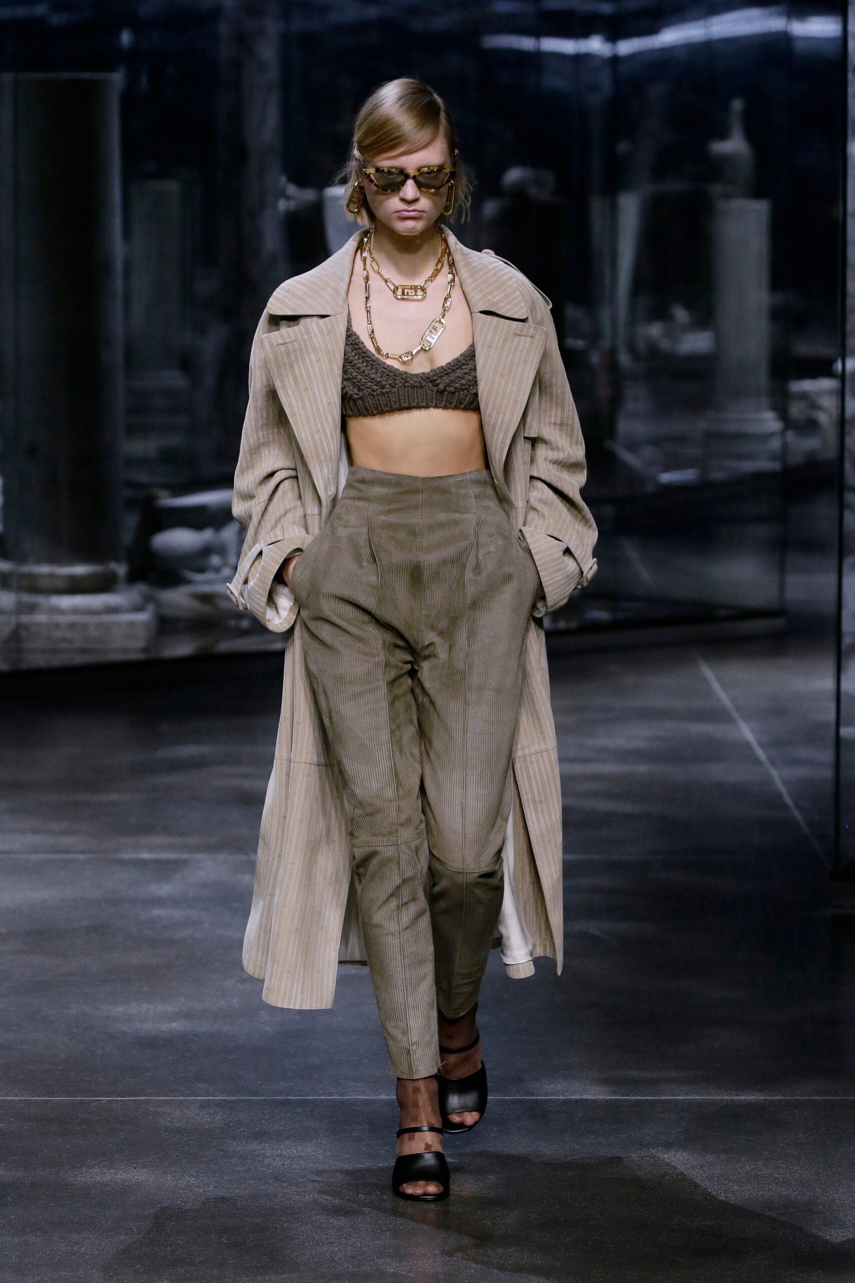 Fendi F/W 21 Look 36