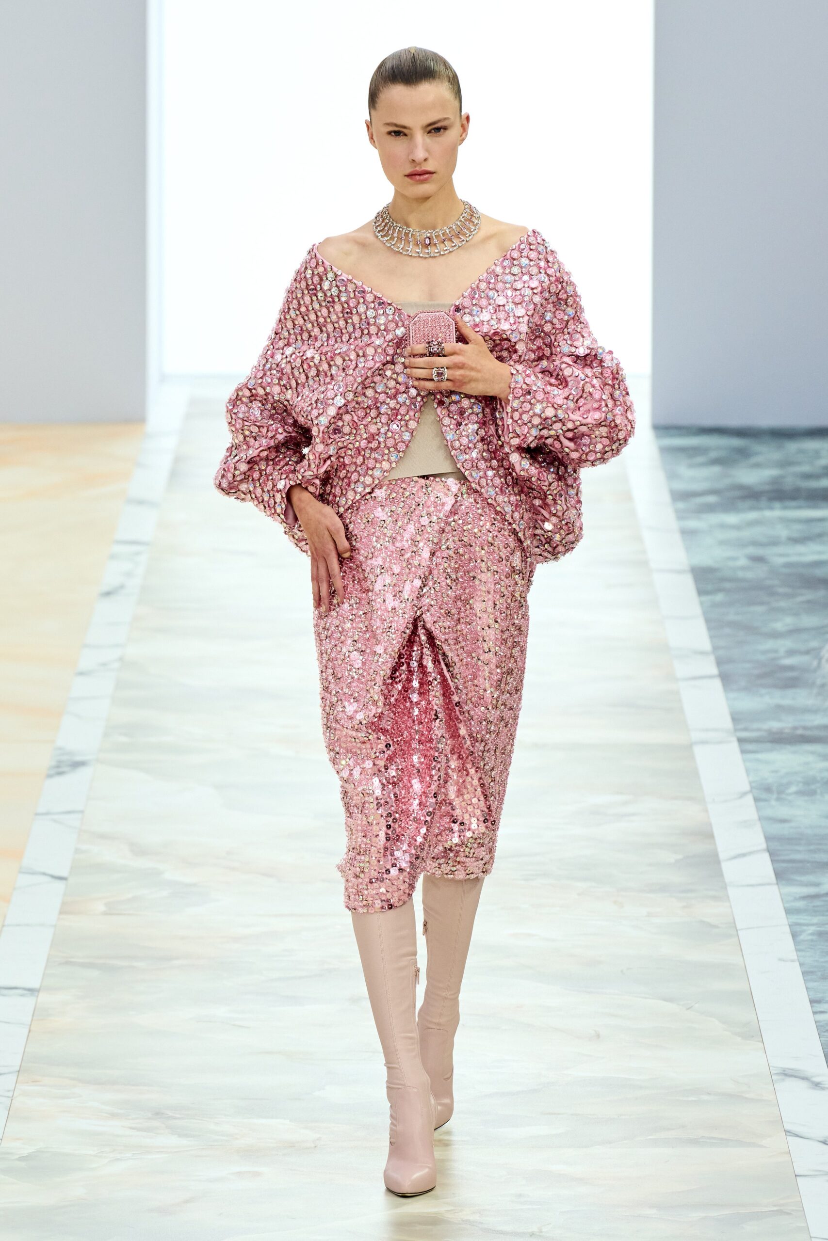 Fendi F/W 23 Couture Look 36