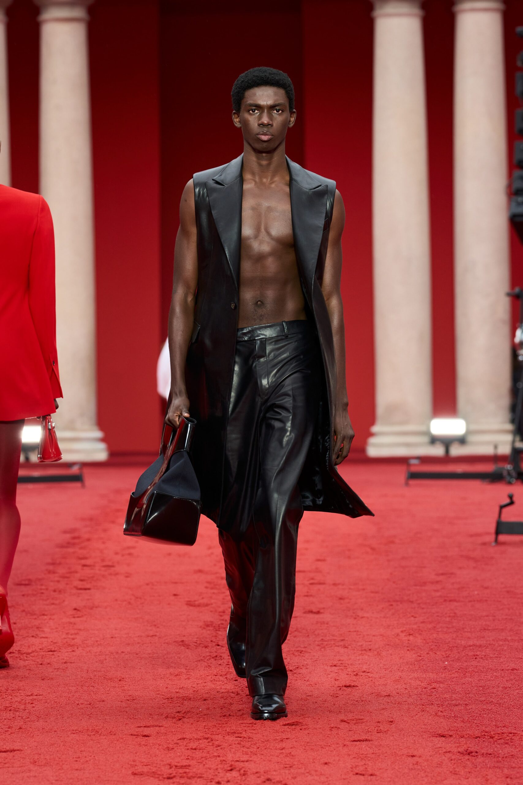 Ferragamo S/S 23 Look 36