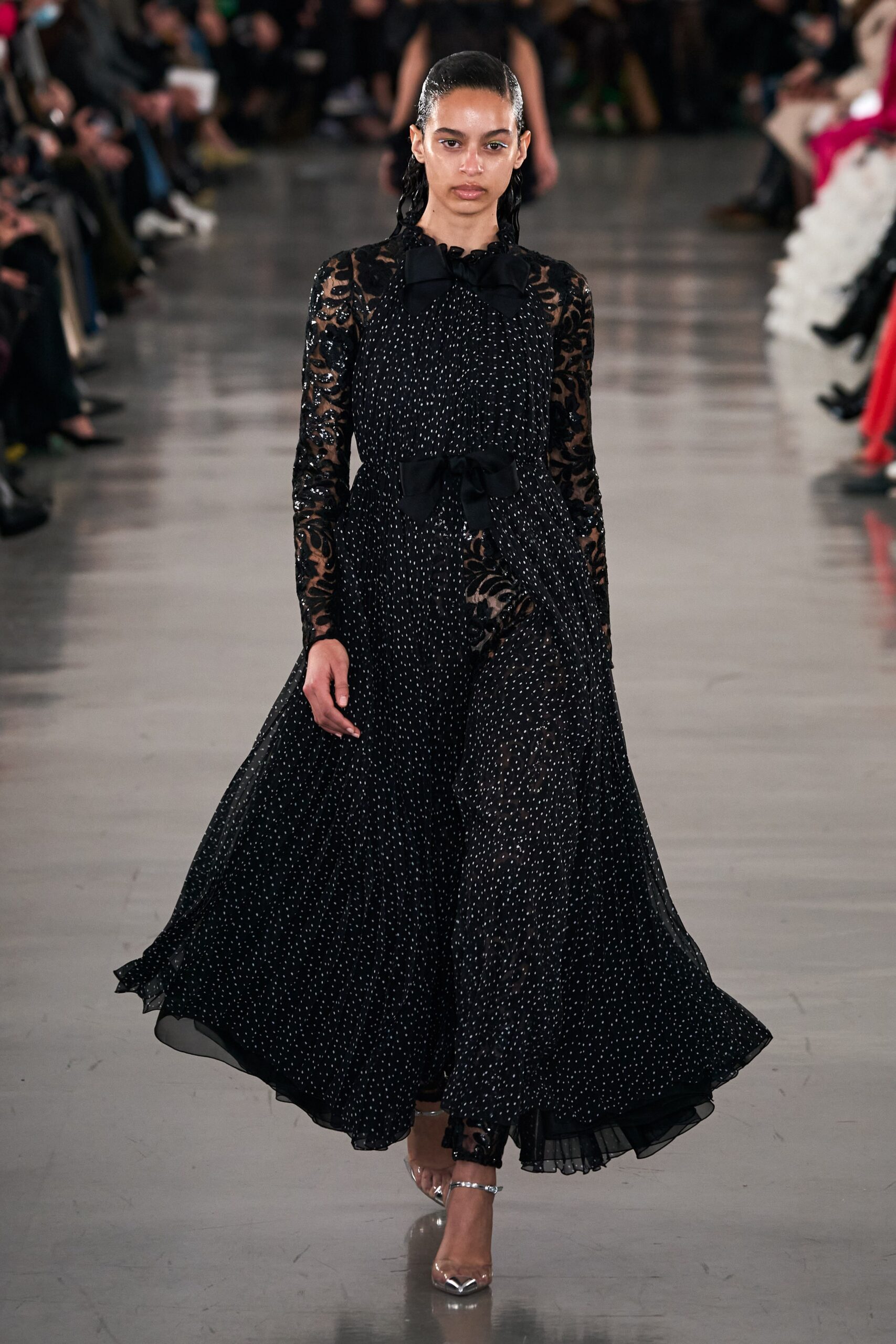 Giambattista Valli F/W 22 Look 36