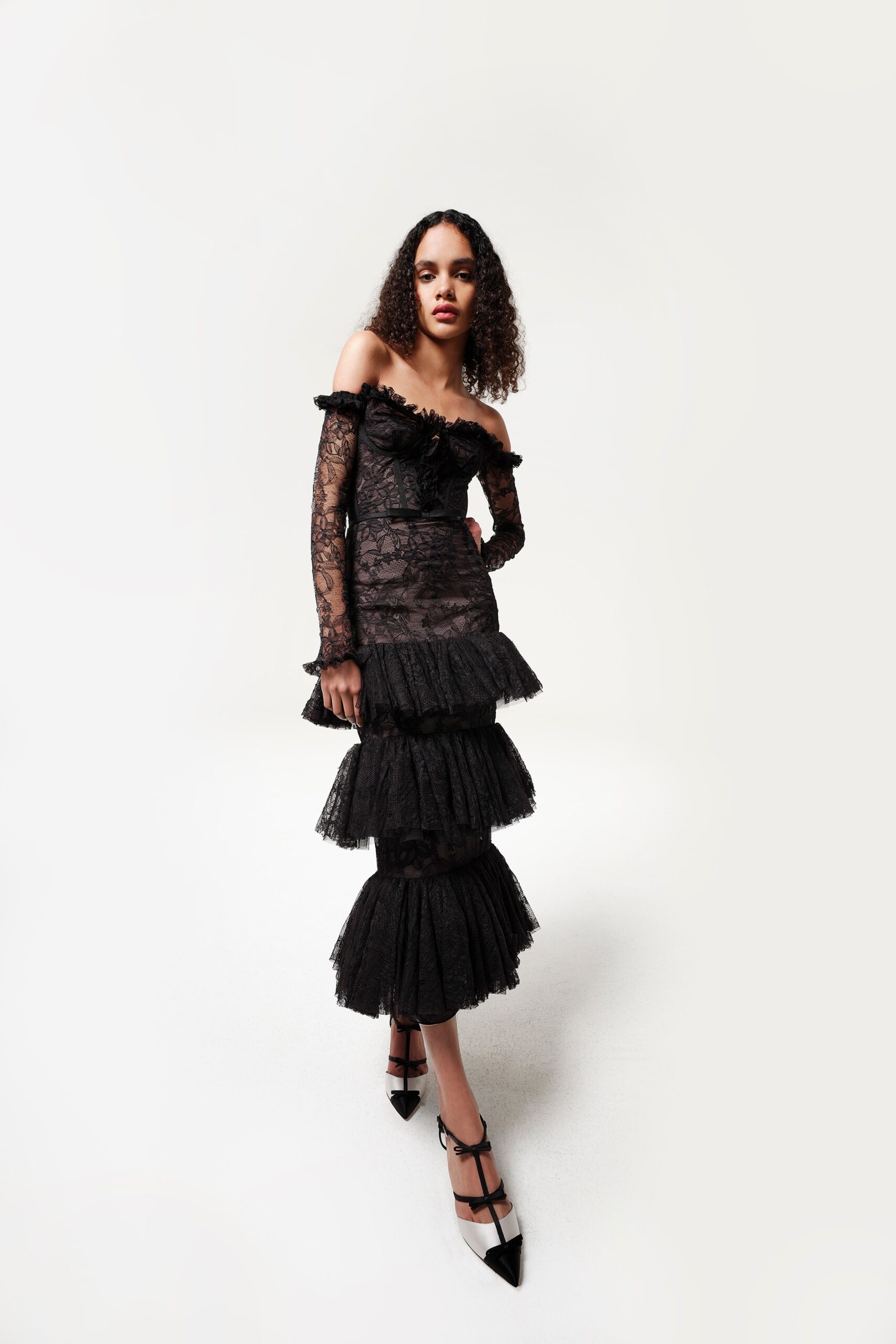Giambattista Valli F/W 23 Look 36