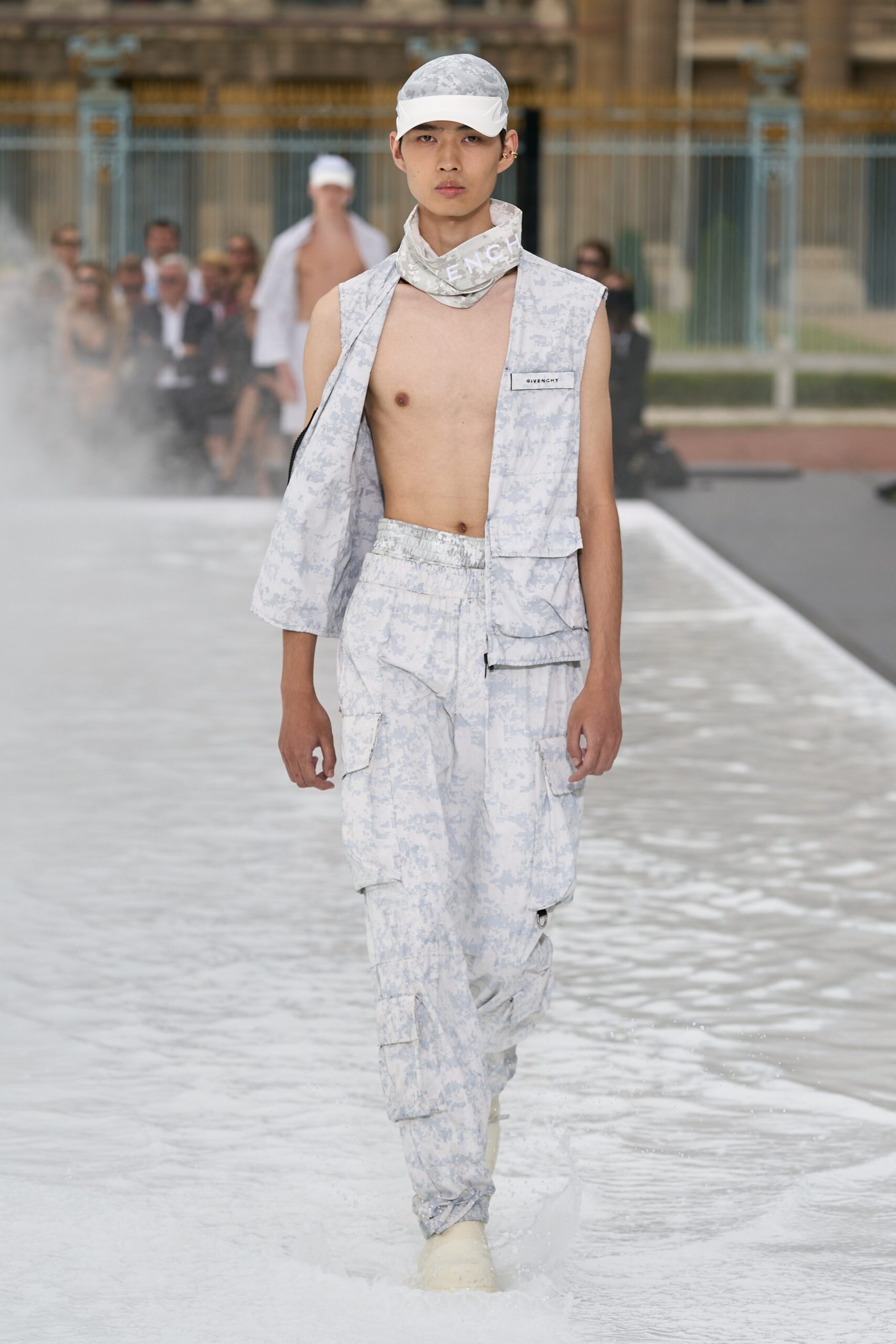 Givenchy S/S 23 Menswear Look 36