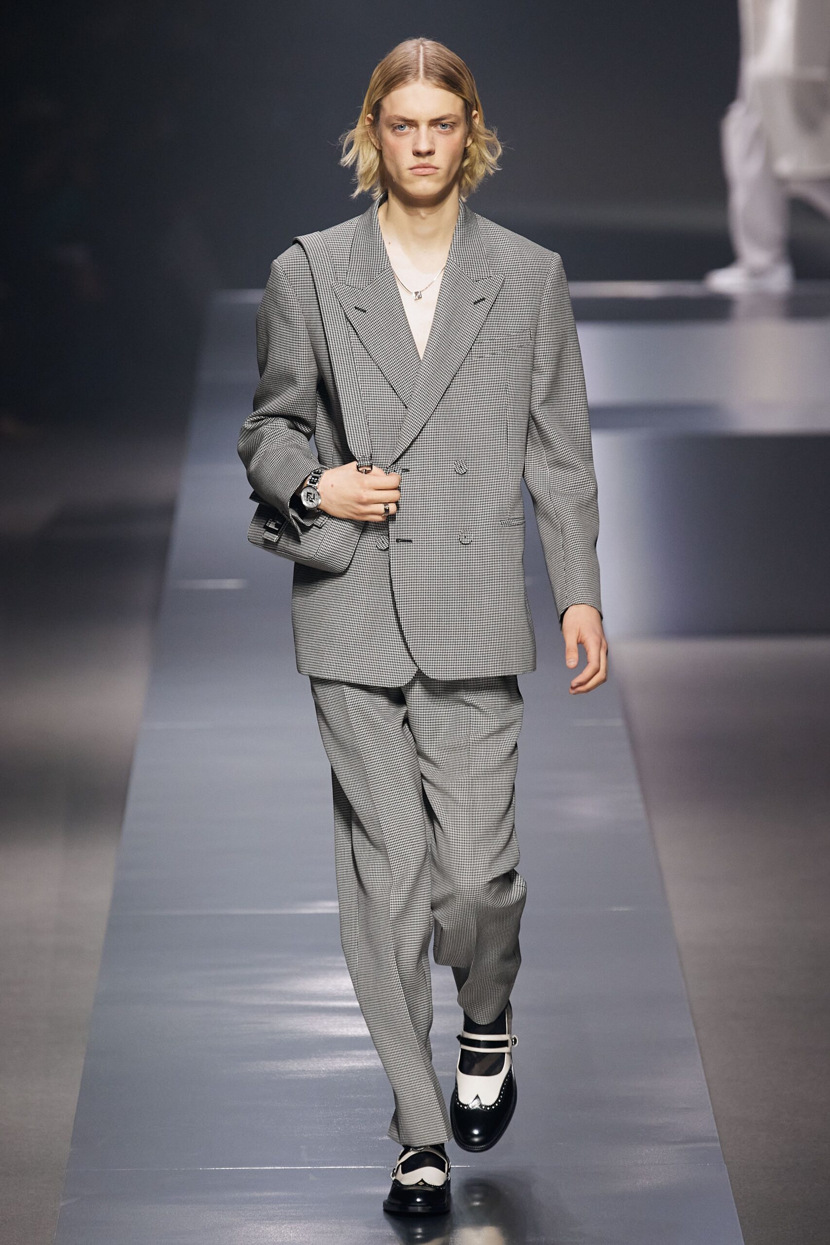 Fendi F/W 22 Menswear Look 37
