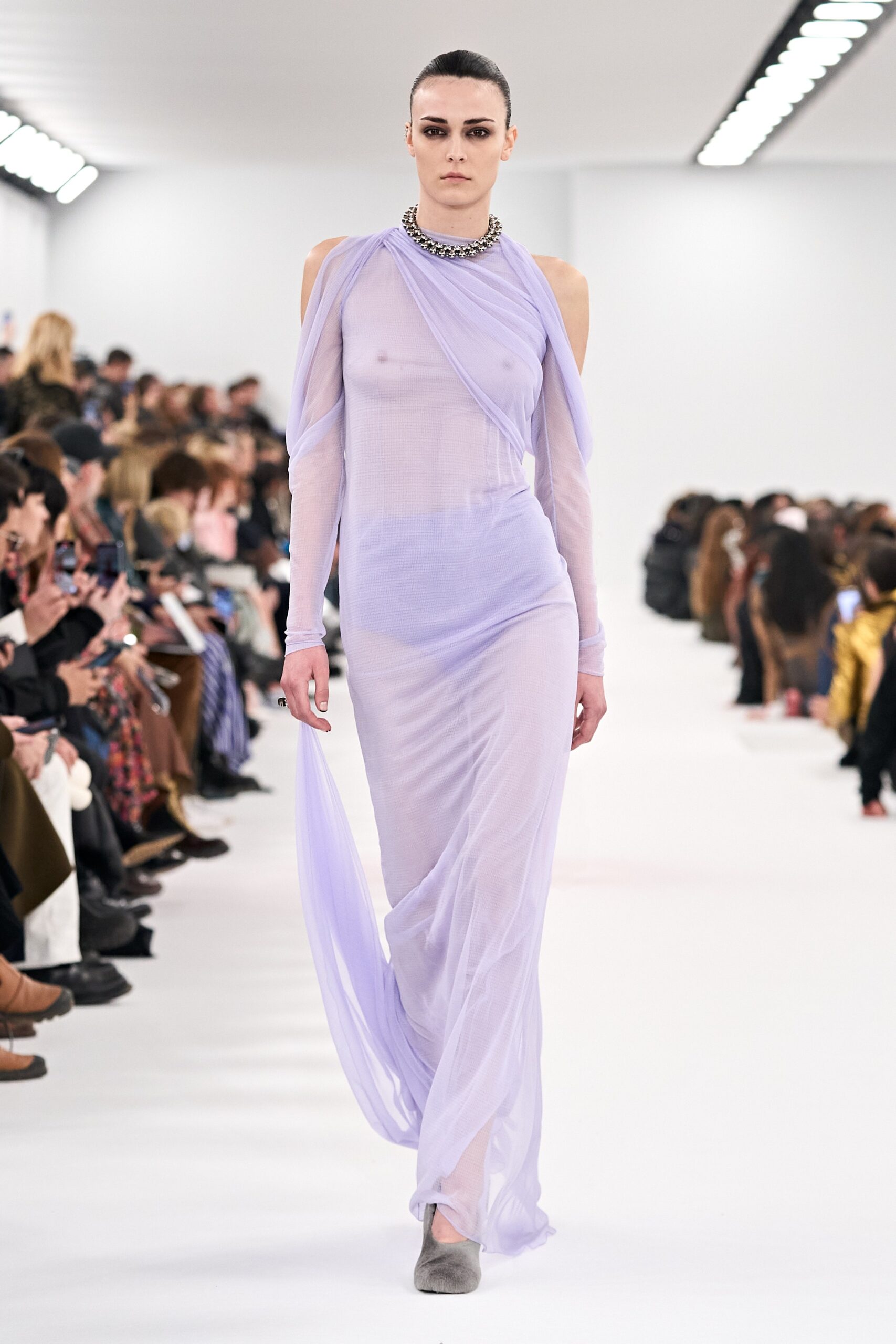 Givenchy F/W 23 Look 37
