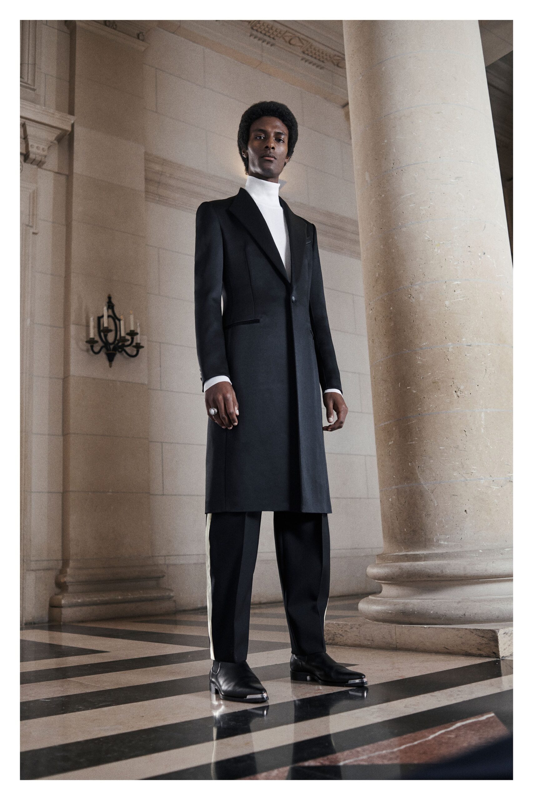 Givenchy F/W 19 Menswear Look 36