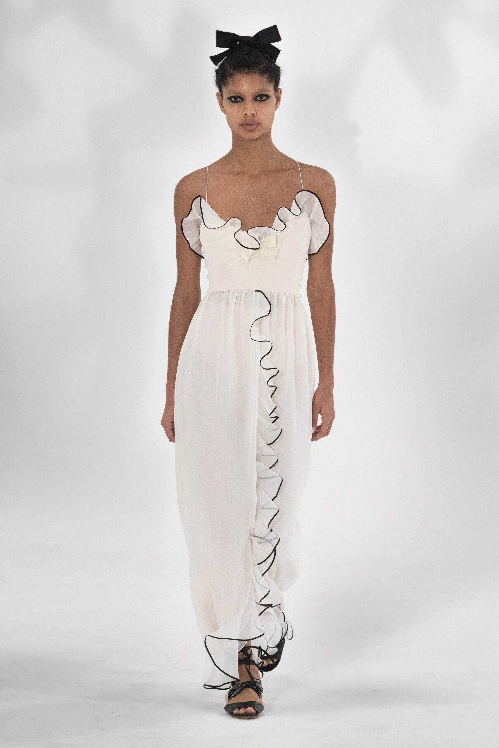 Giambattista Valli S/S 21 Look 38