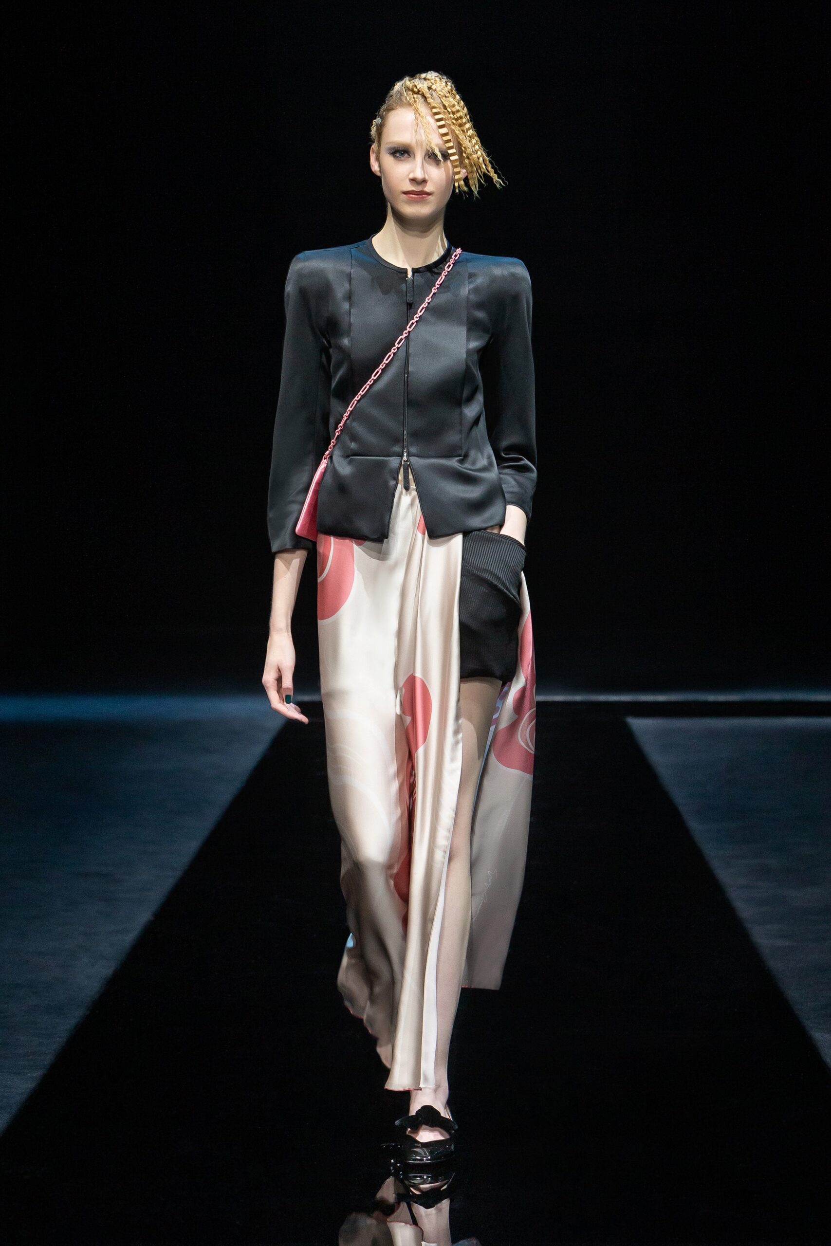 Giorgio Armani F/W 21 Look 38