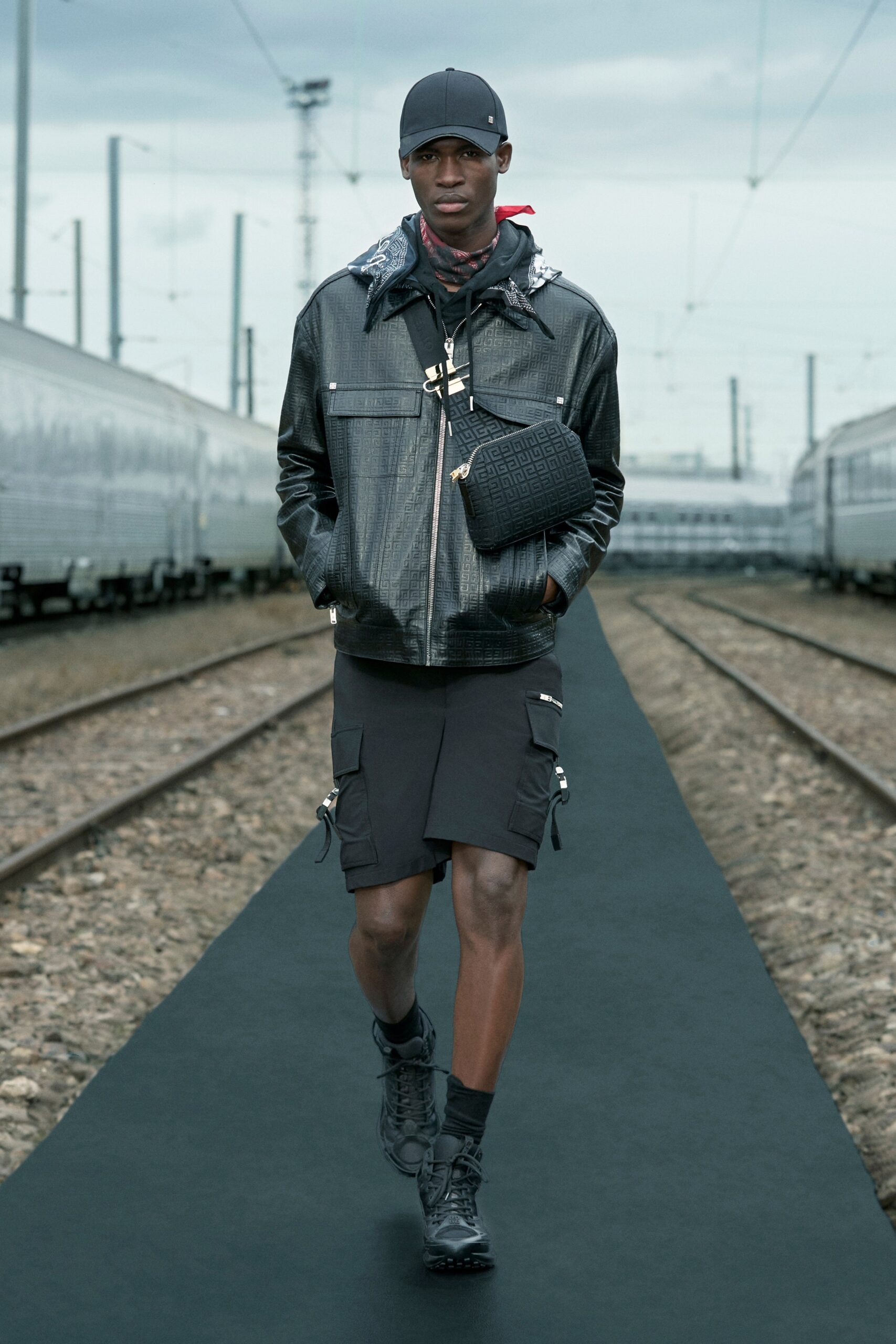 Givenchy Resort 22 Look 38