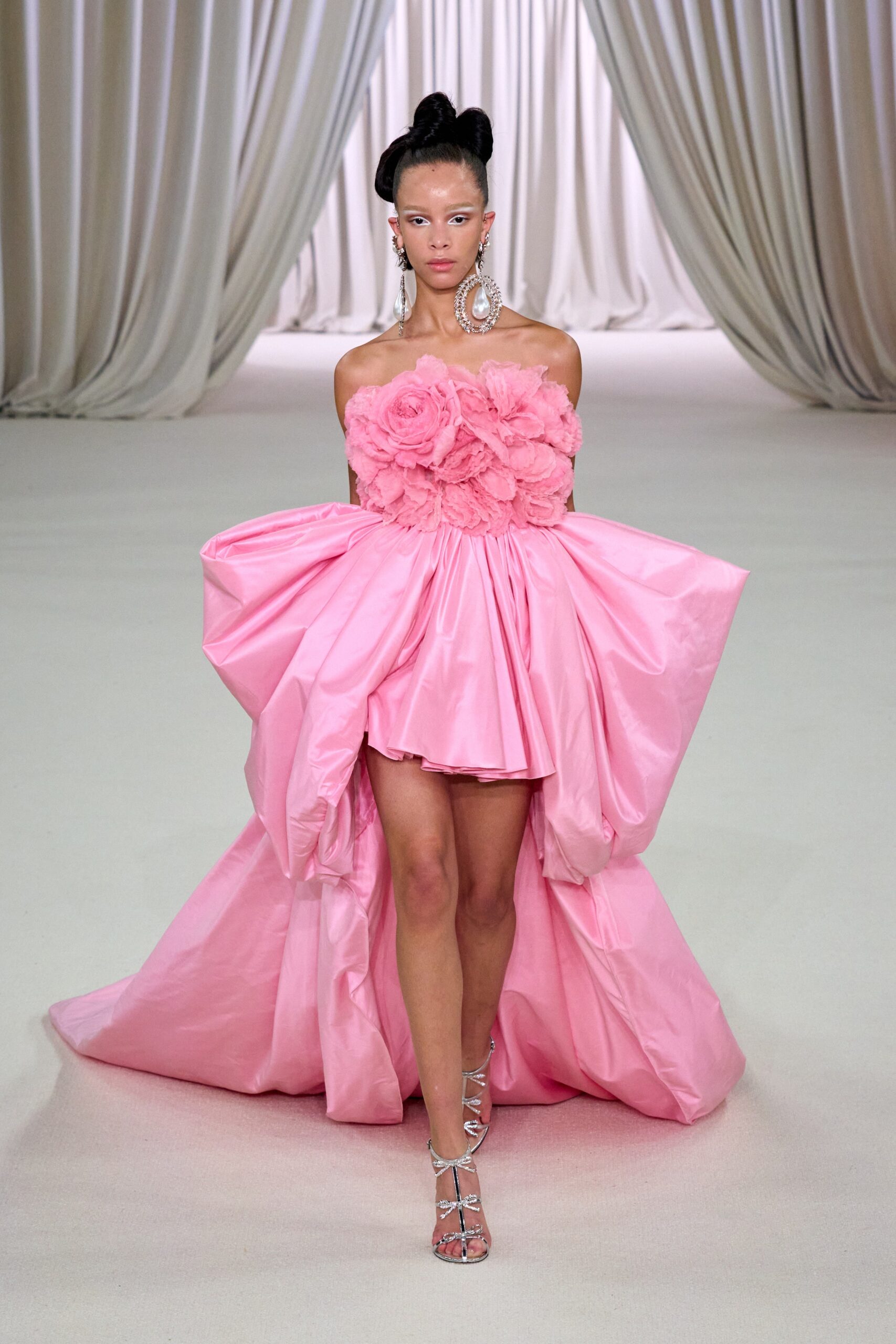 Giambattista Valli S/S 23 Couture Look 38