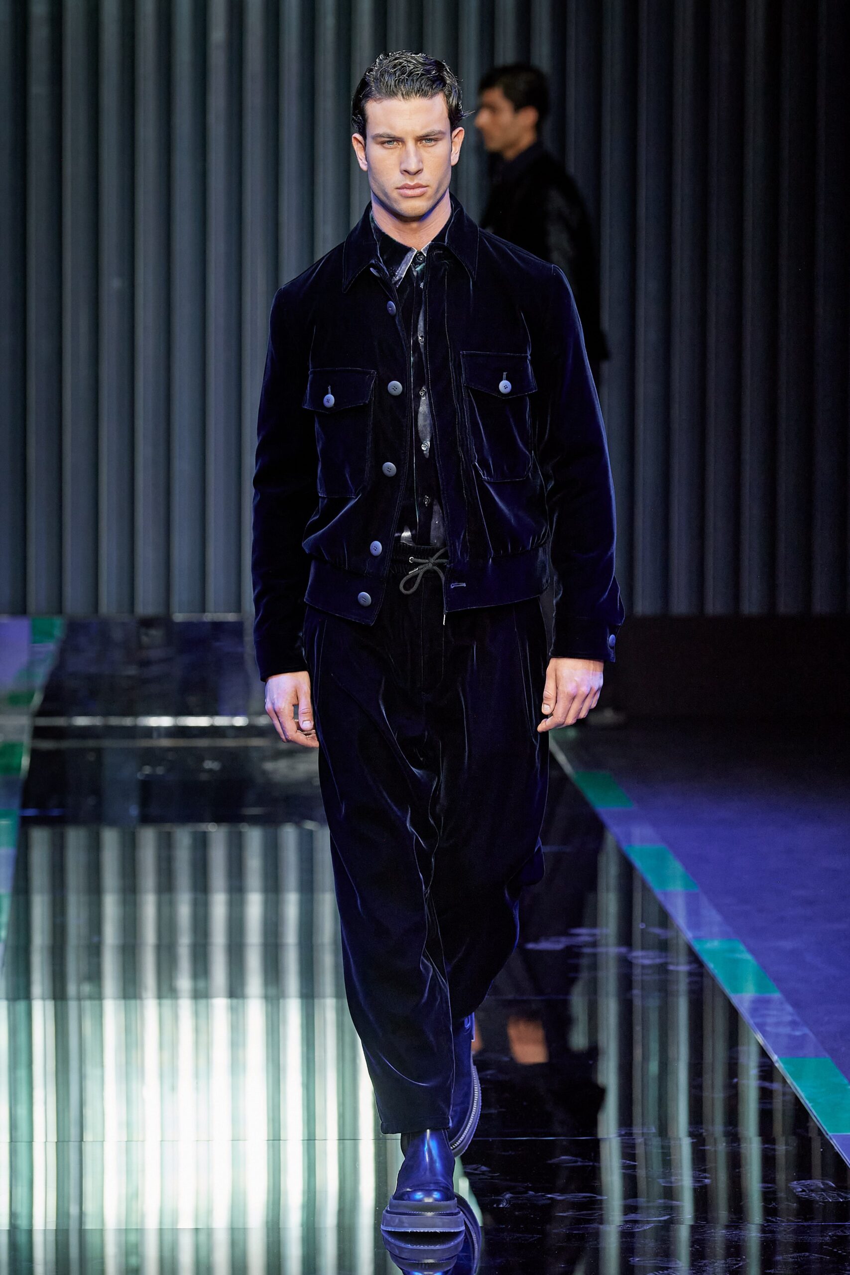 Giorgio Armani F/W 22 Look 38