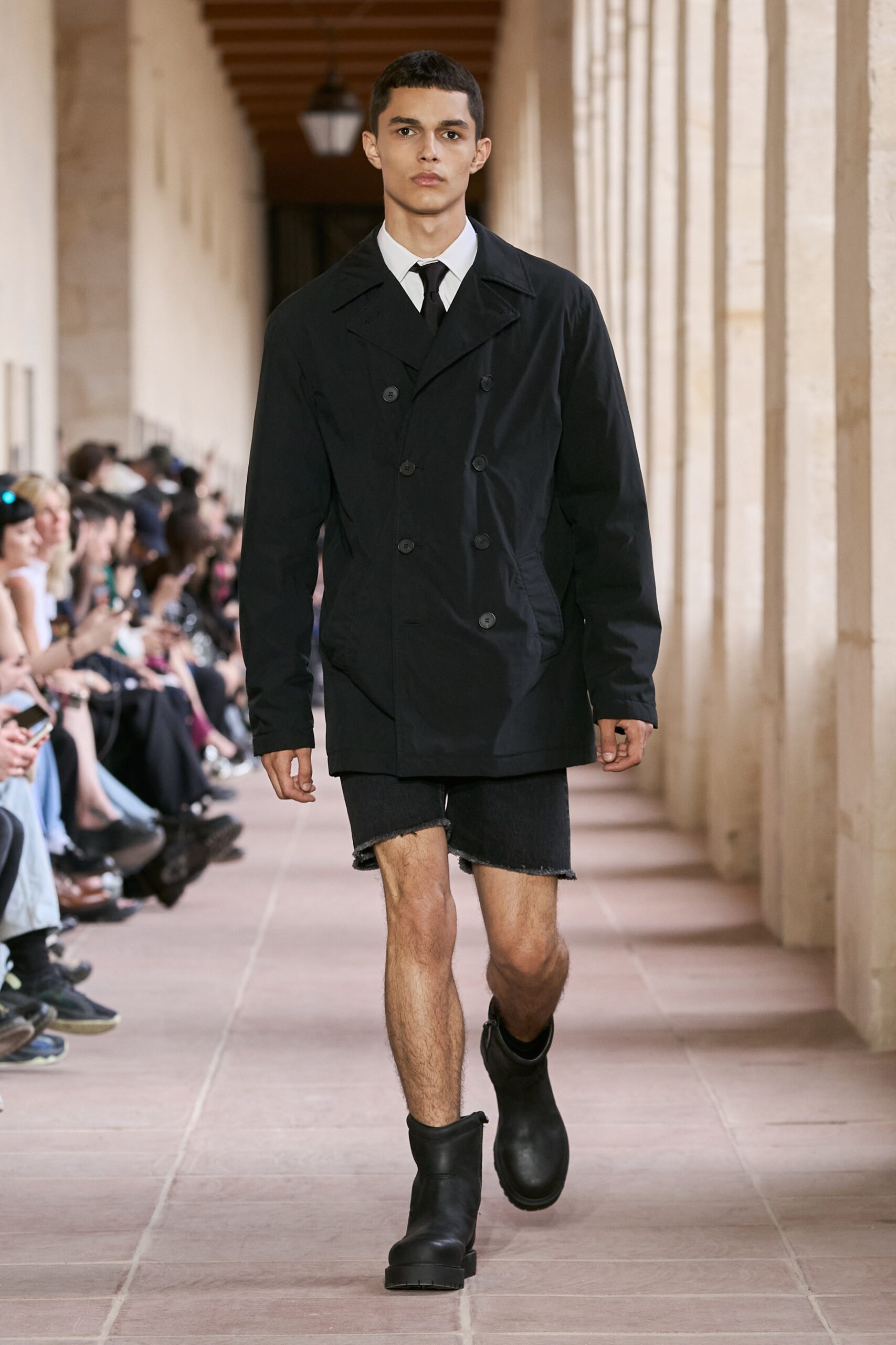 Givenchy S/S 24 Menswear Look 38