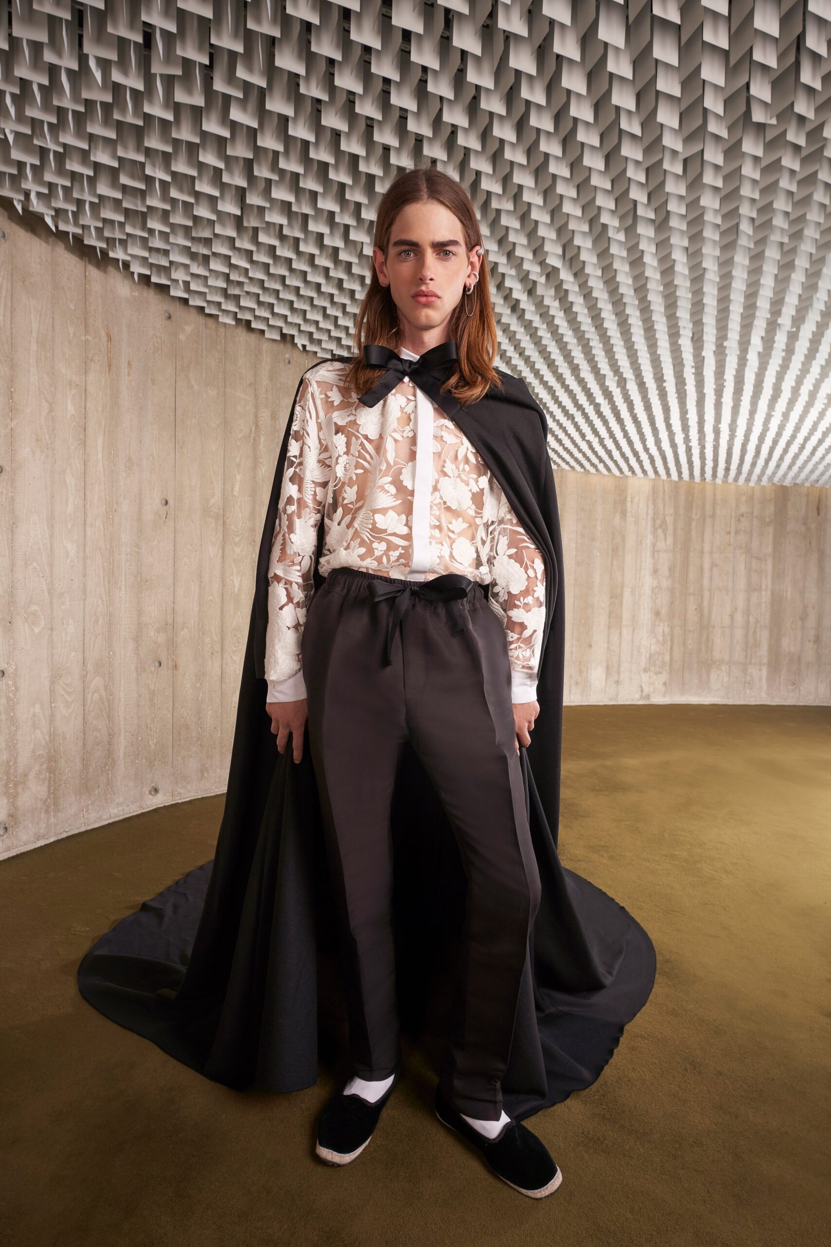 Giambattista Valli F/W 21 Couture Look 39