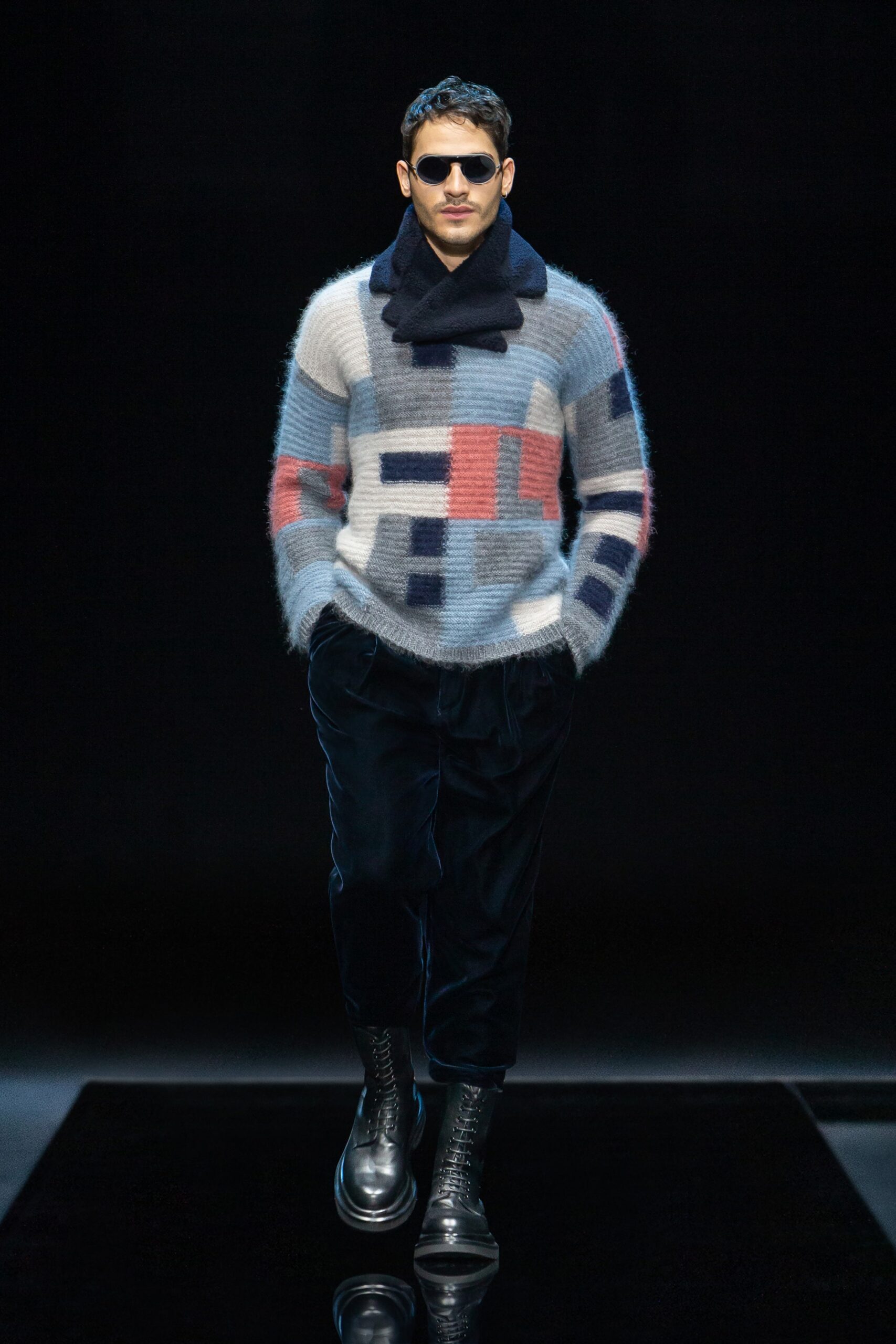 Giorgio Armani F/W 21 Menswear Look 39