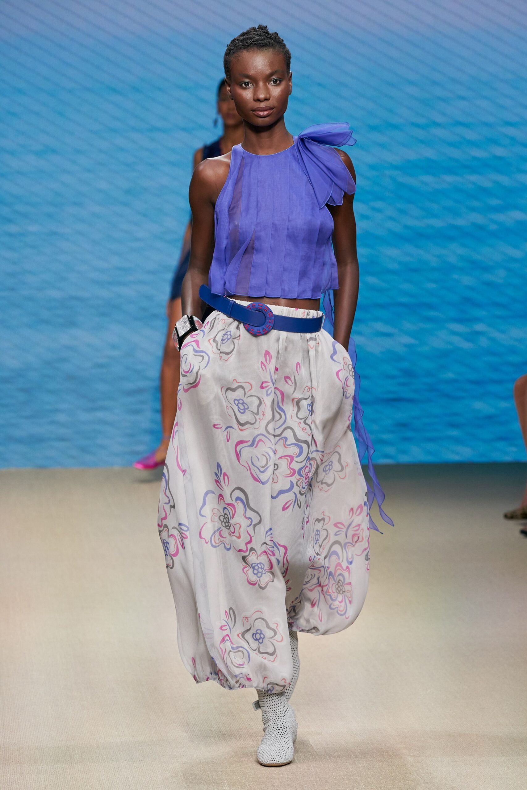 Giorgio Armani S/S 22 Look 39