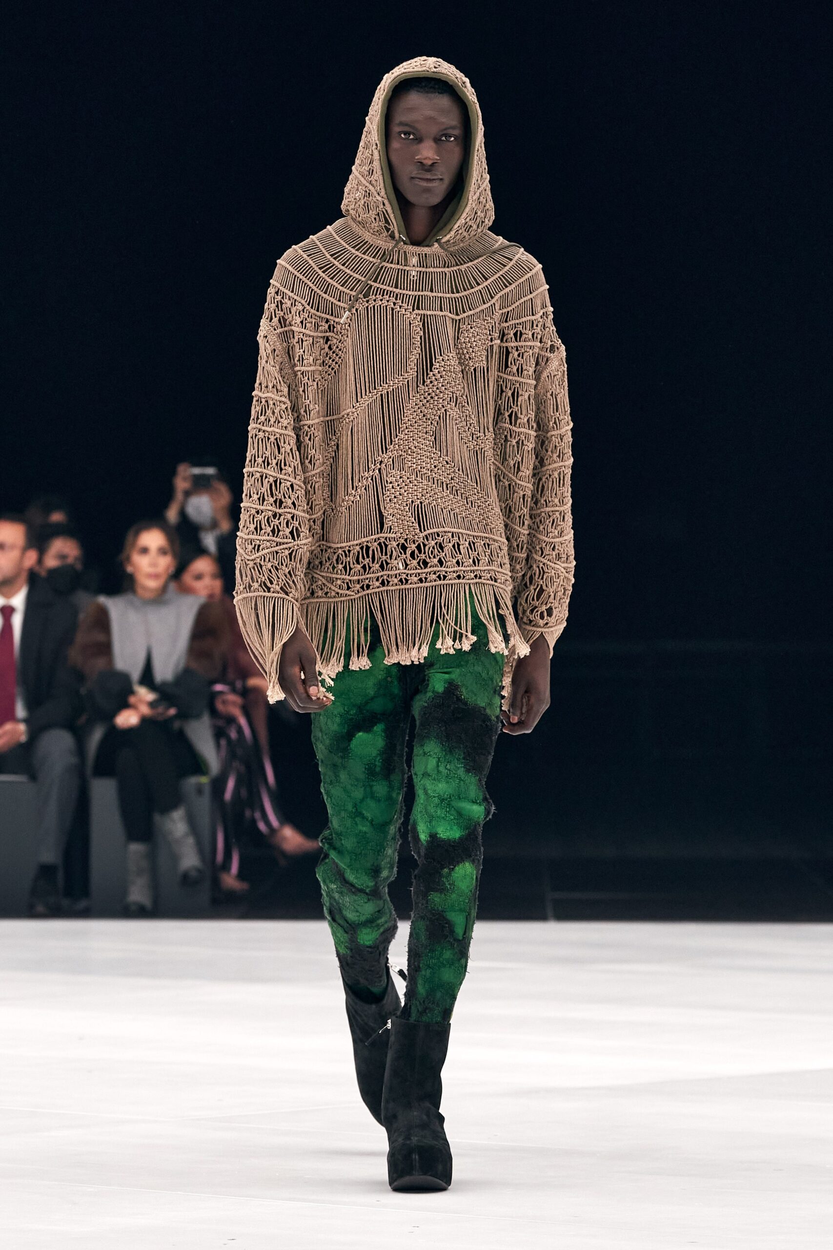Givenchy S/S 22 Look 39