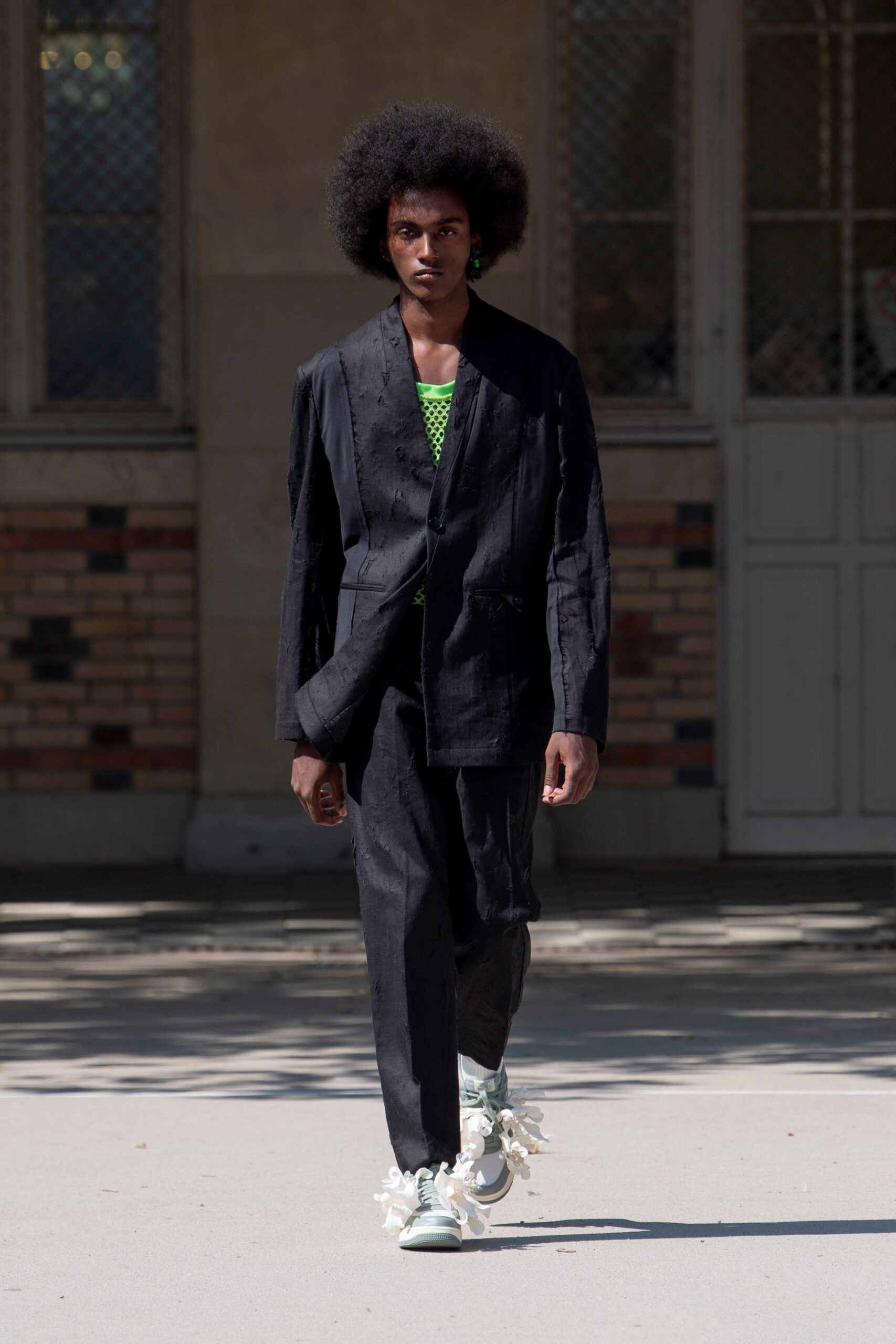 Feng Chen Wang S/S 24 Menswear Look 39