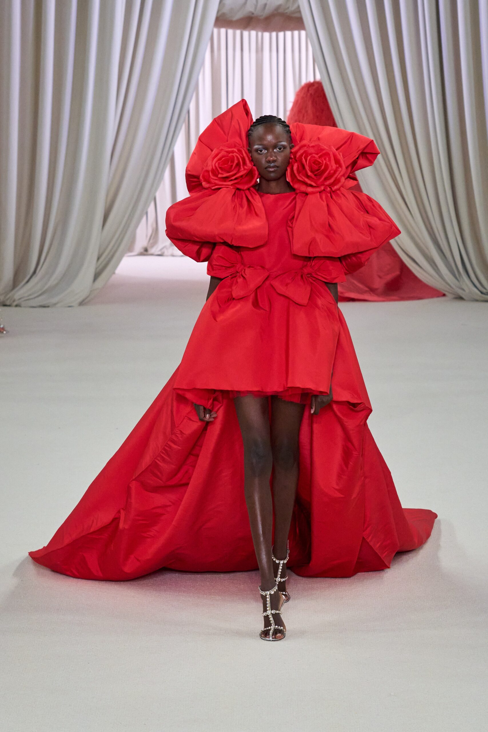 Giambattista Valli S/S 23 Couture Look 39