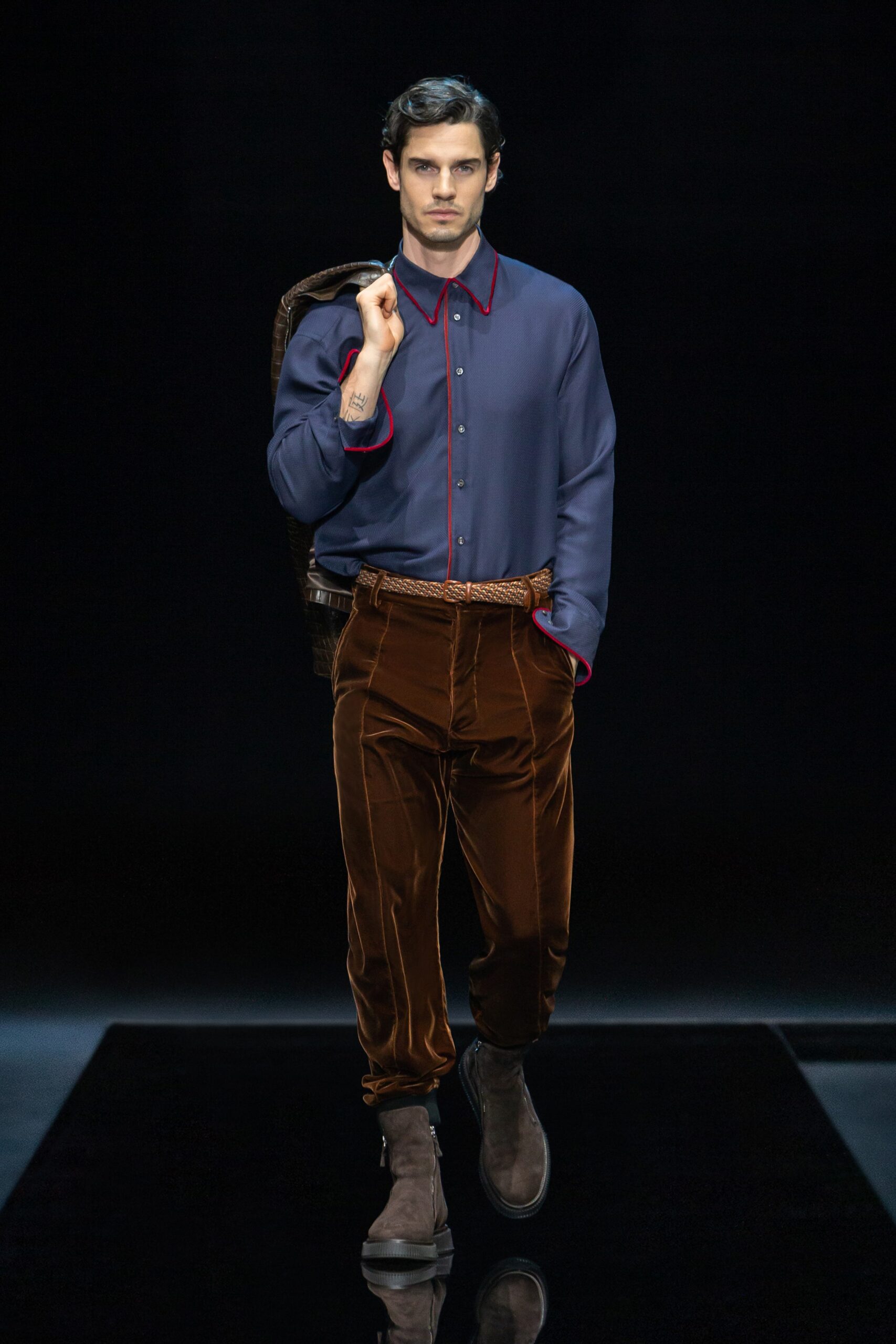 Giorgio Armani F/W 21 Menswear Look 40
