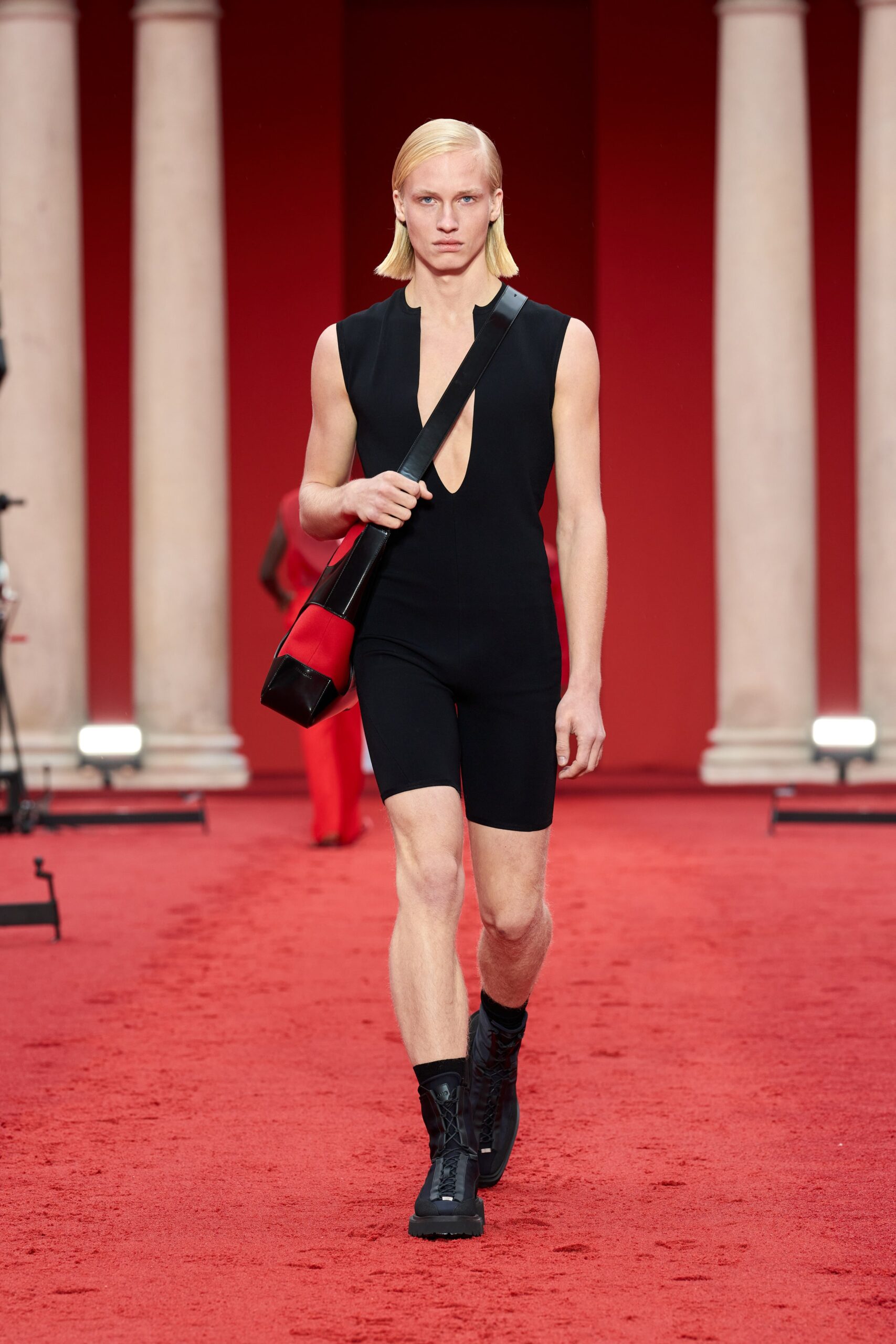 Ferragamo S/S 23 Look 40