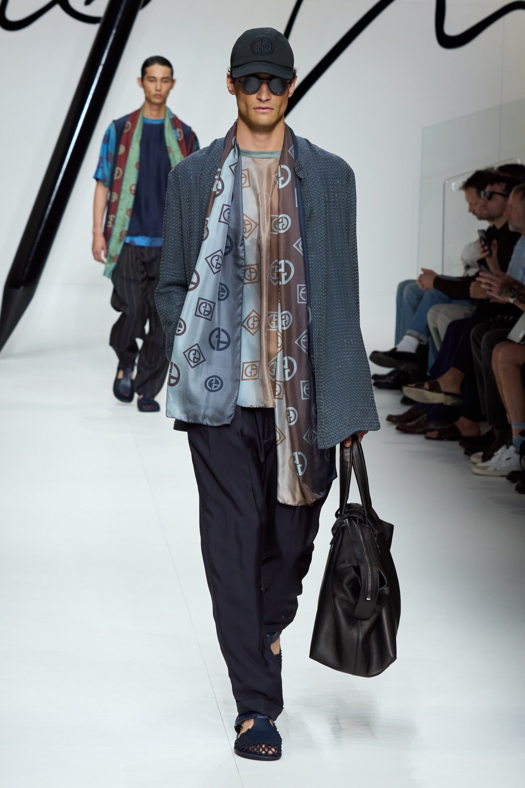 Giorgio Armani S/S 24 Menswear Look 40