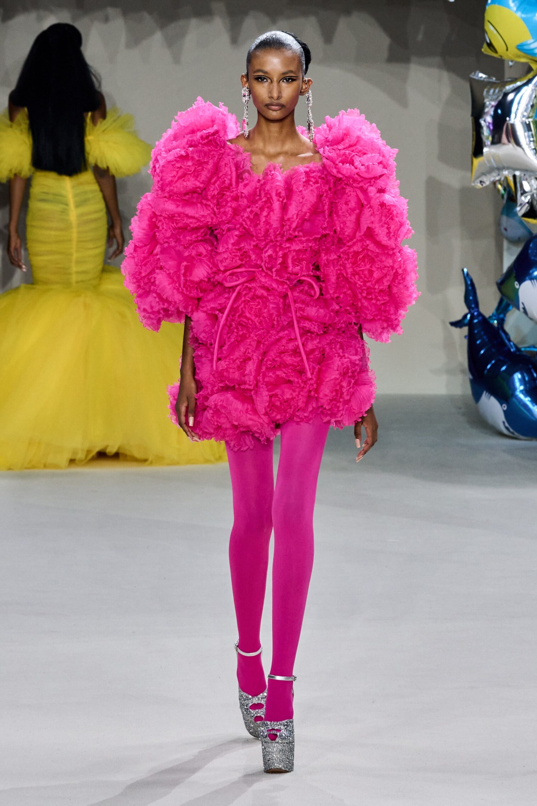 Giambattista Valli F/W 22 Couture Look 41