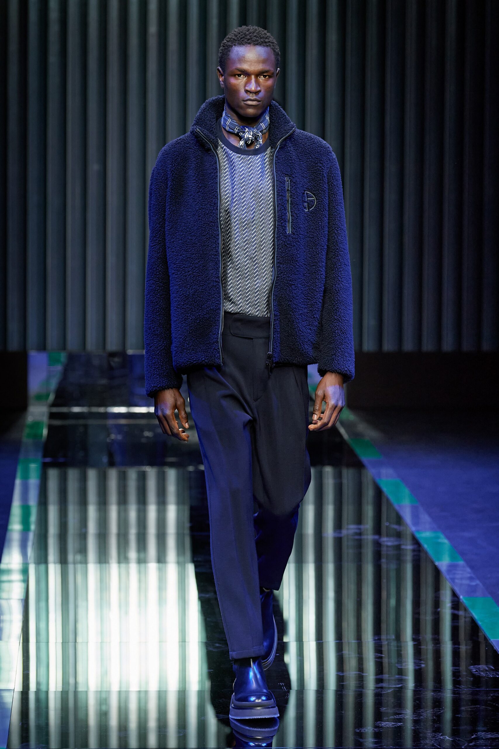 Giorgio Armani F/W 22 Look 41