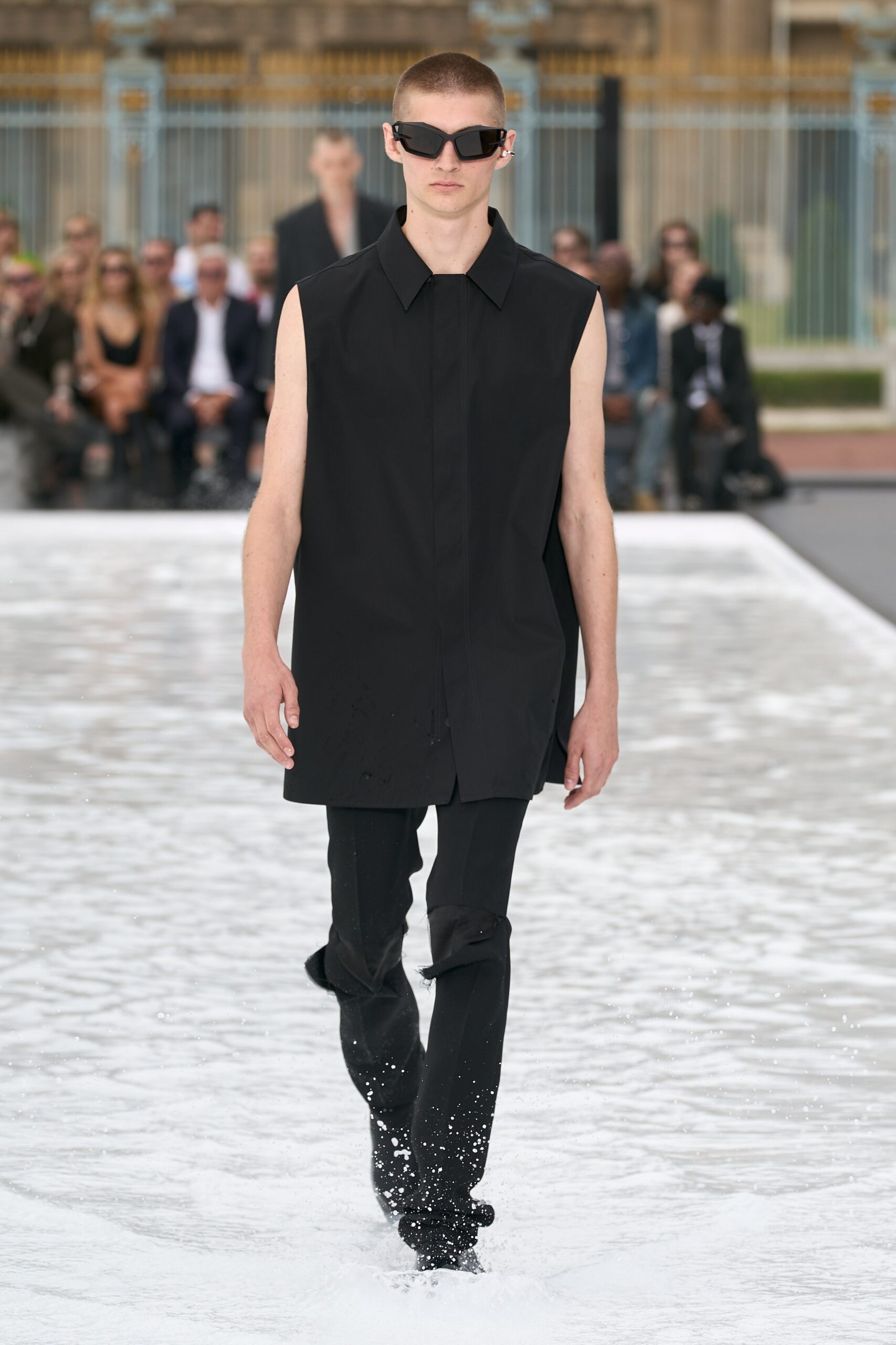 Givenchy S/S 23 Menswear Look 41