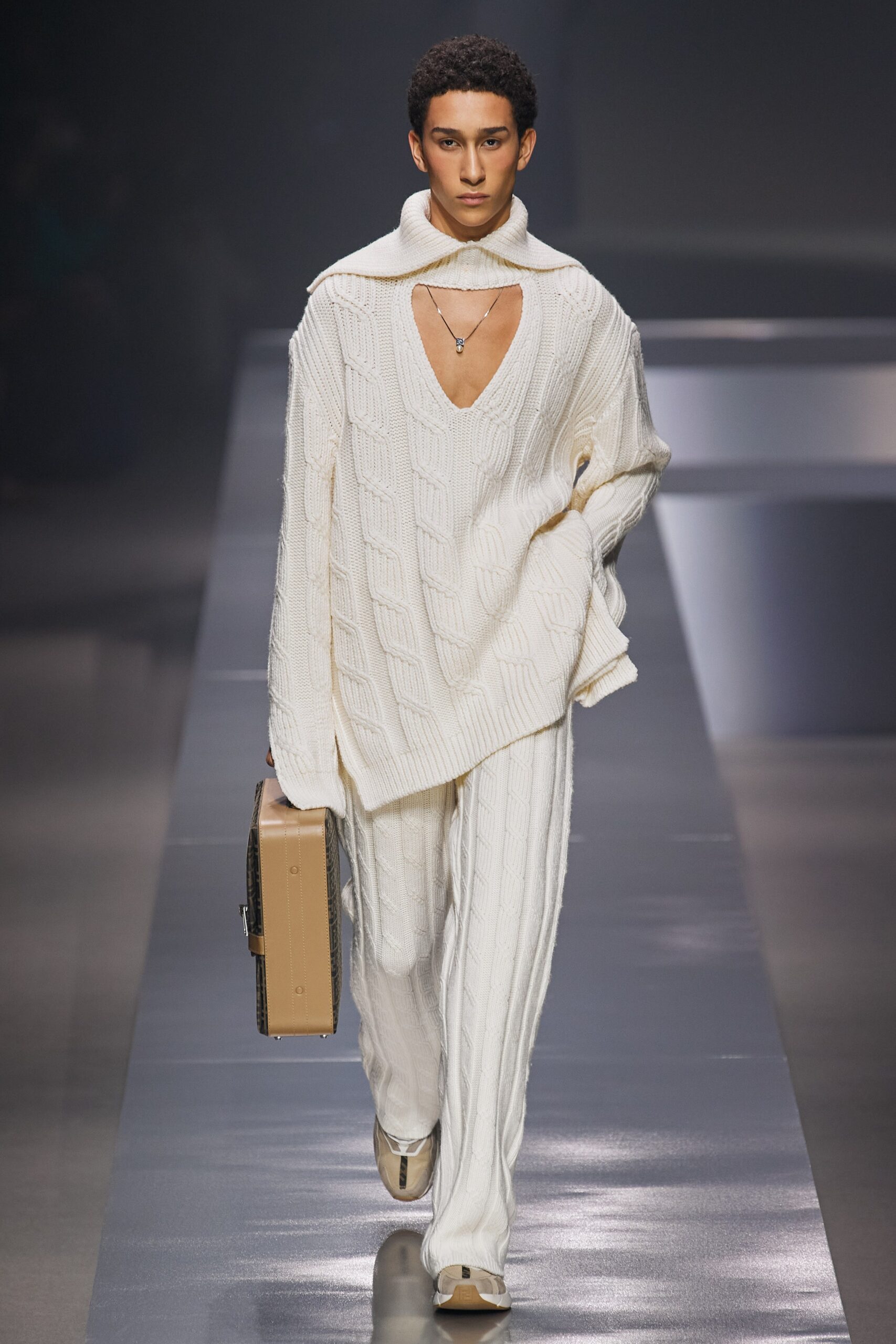 Fendi F/W 22 Menswear Look 42