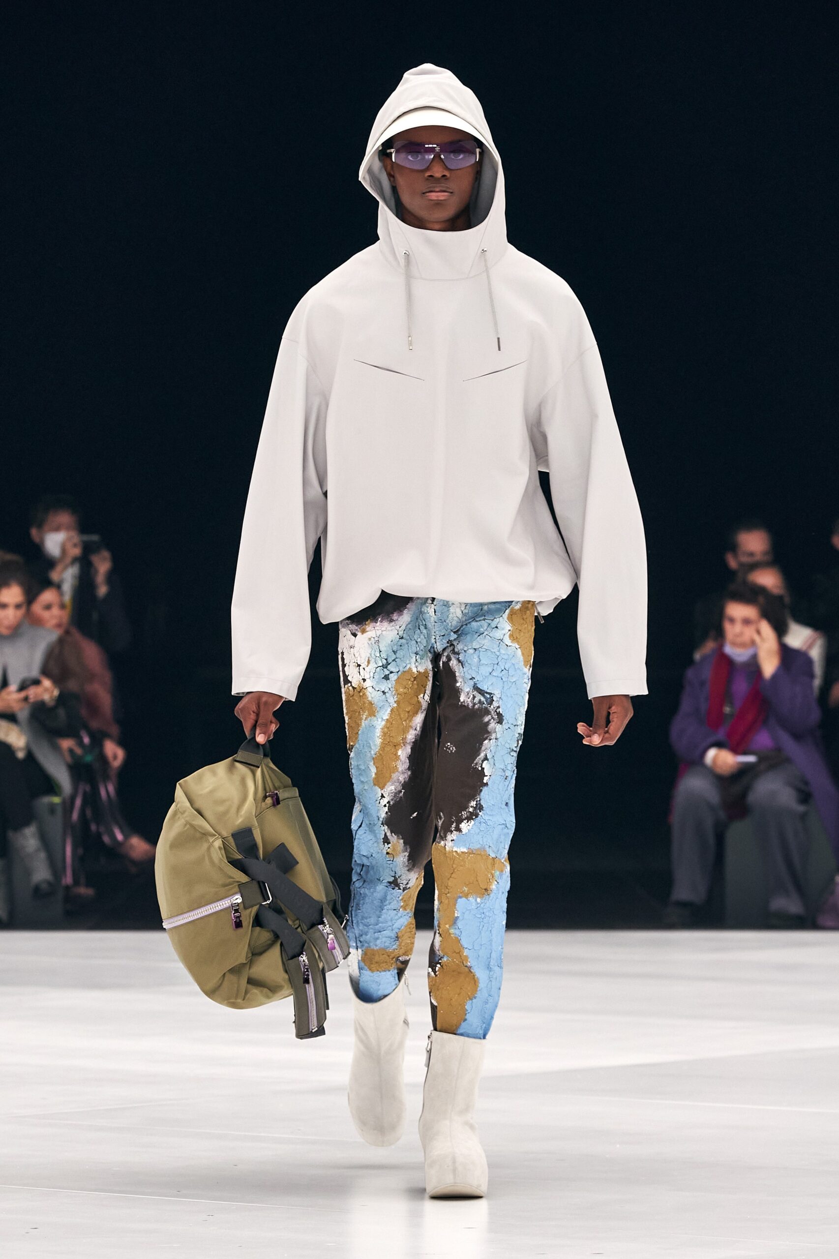 Givenchy S/S 22 Look 42