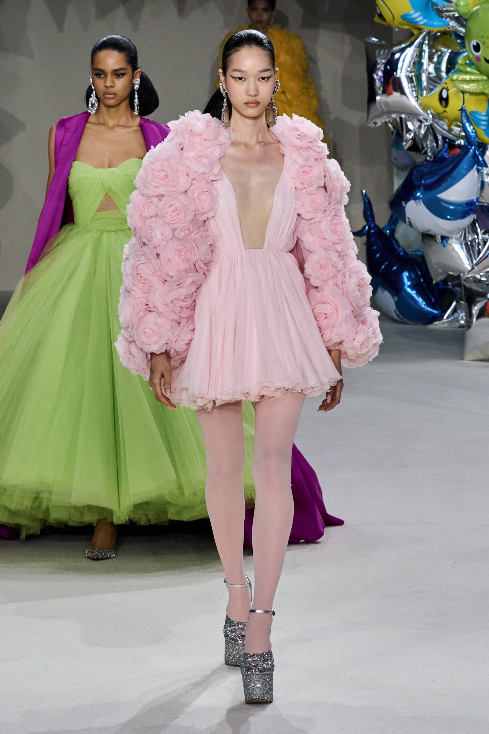 Giambattista Valli F/W 22 Couture Look 42