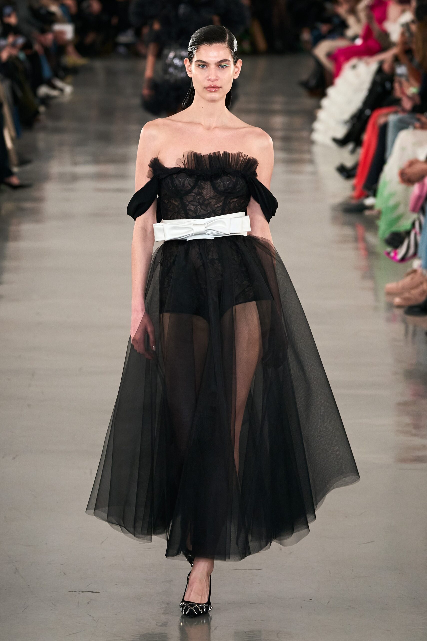 Giambattista Valli F/W 22 Look 42