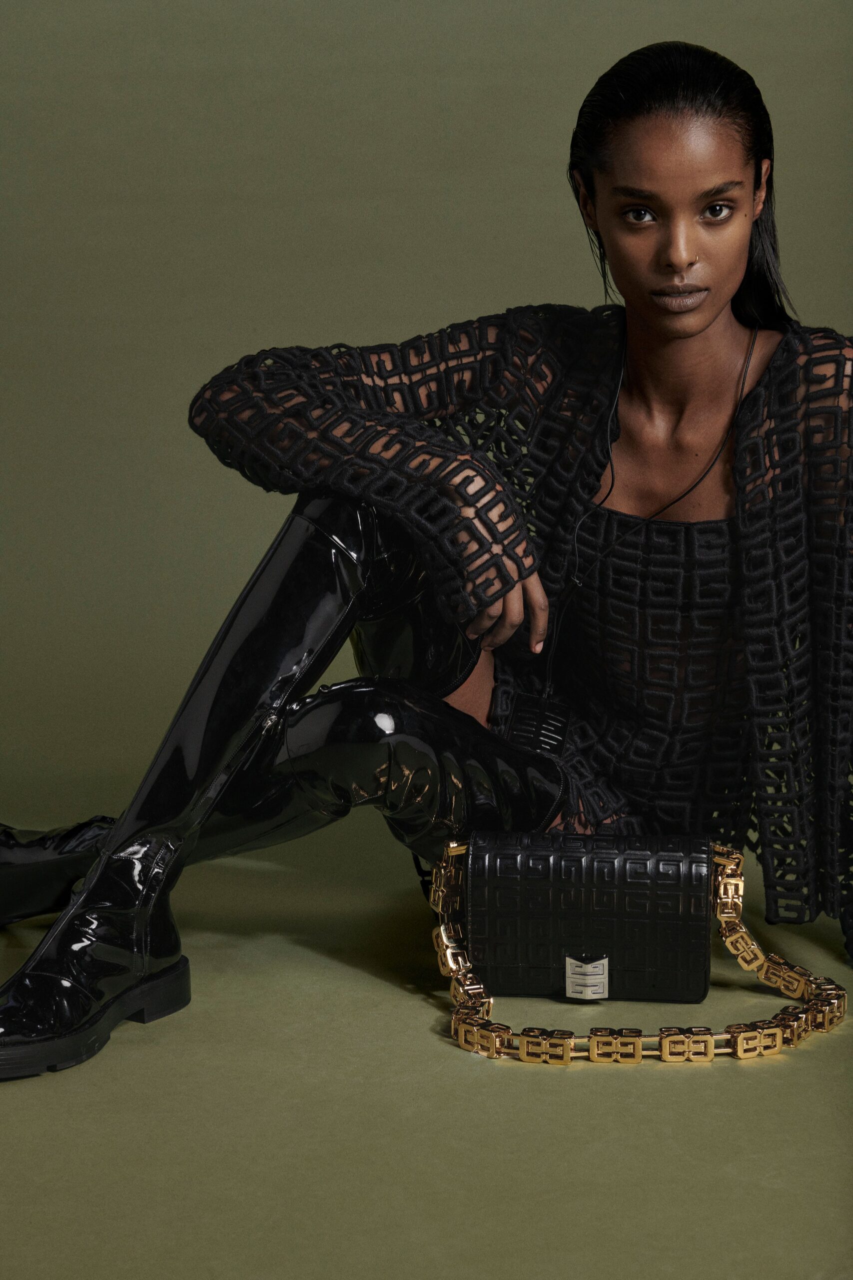 Givenchy F/W 21 Look 43
