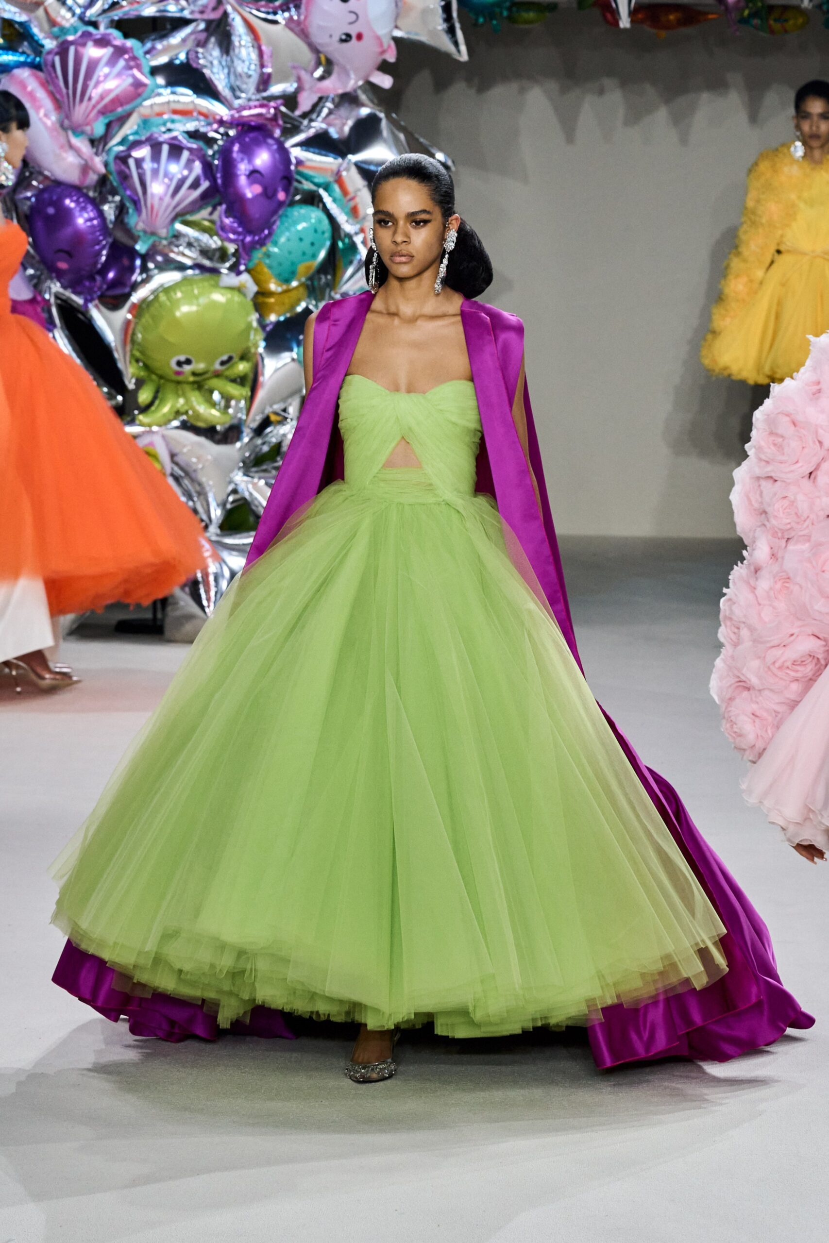 Giambattista Valli F/W 22 Couture Look 43
