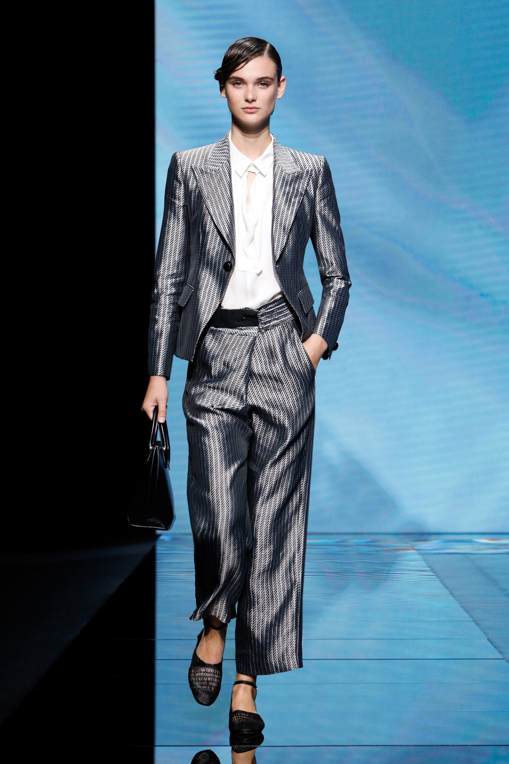 Giorgio Armani S/S 21 Look 43