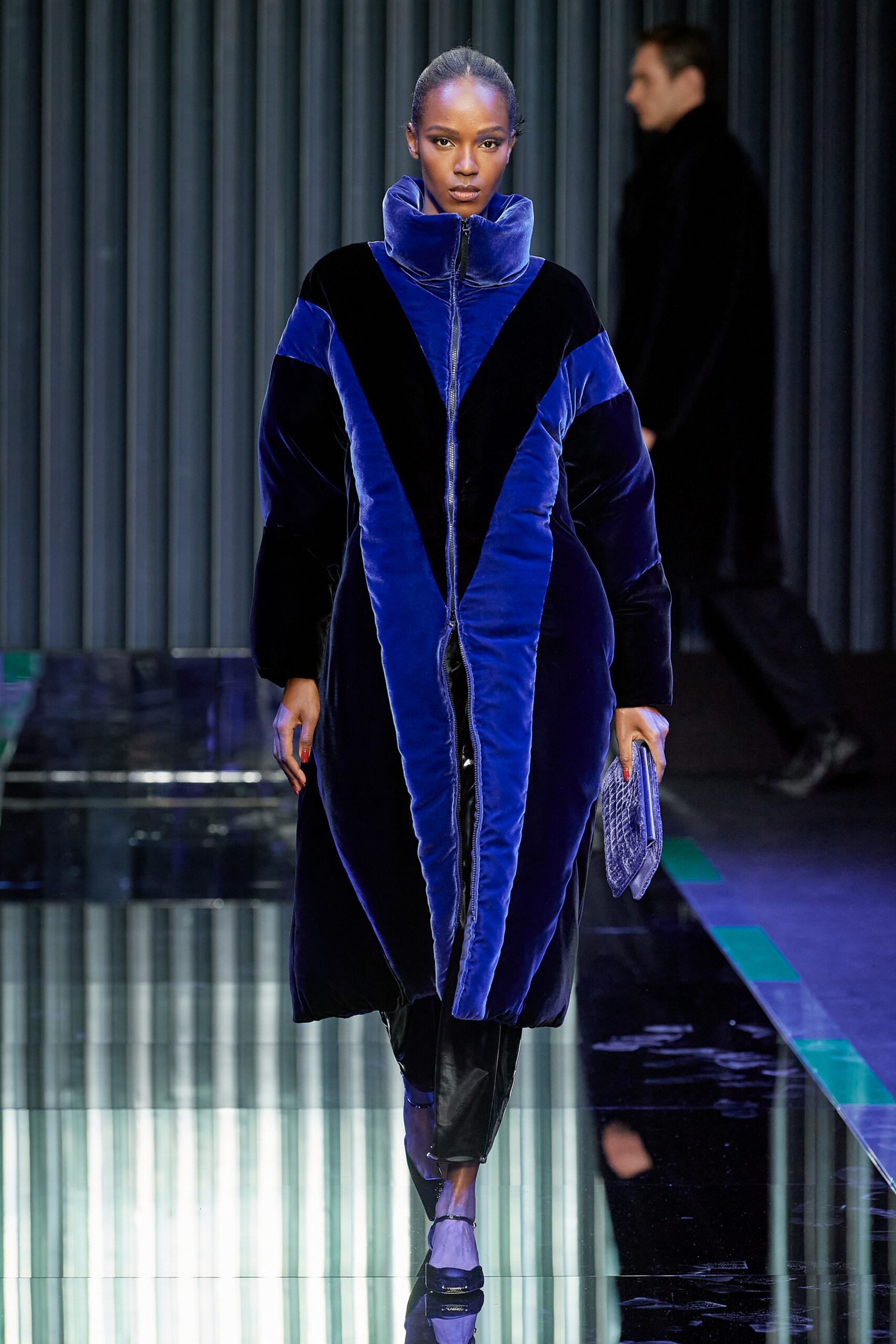 Giorgio Armani F/W 22 Look 43
