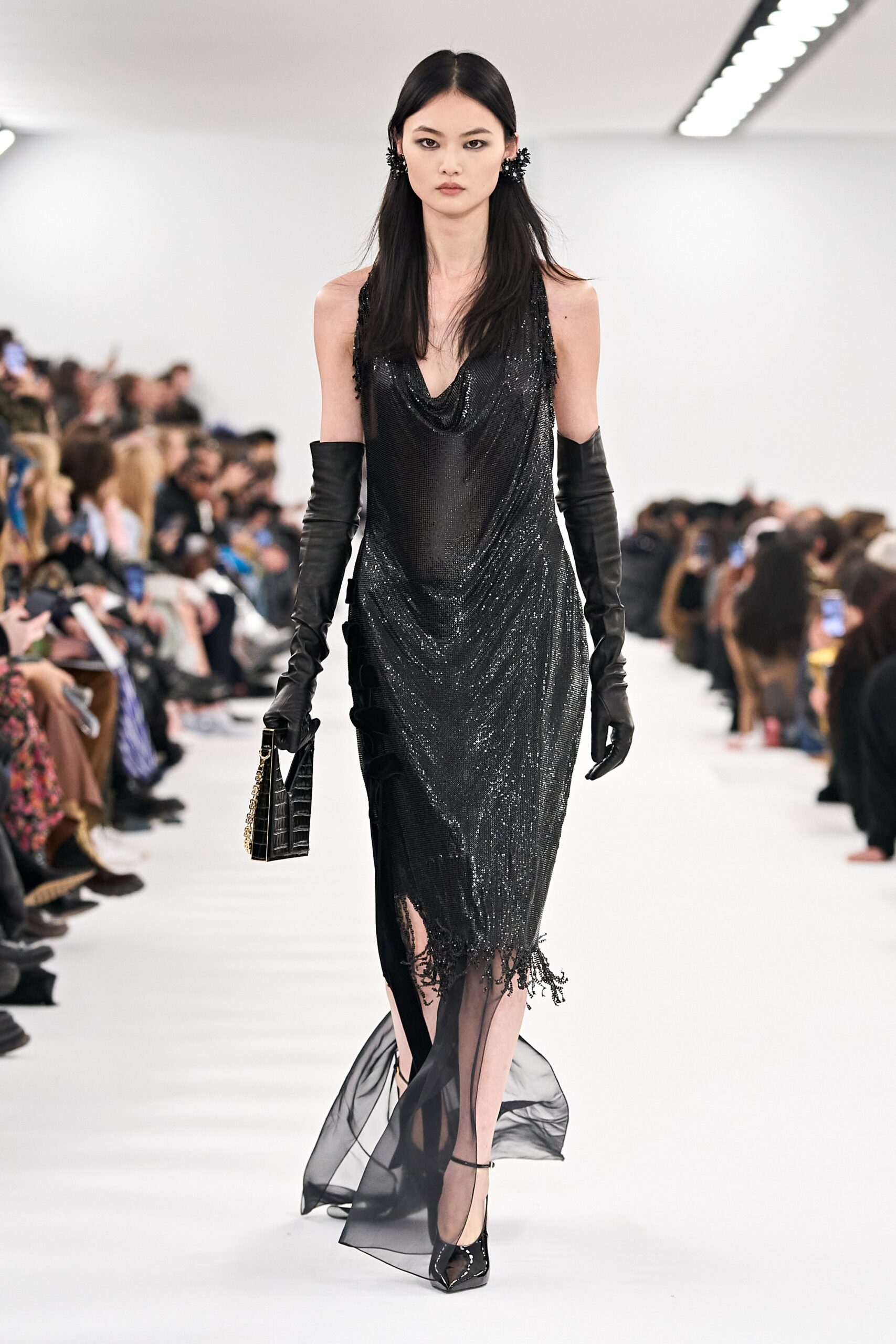 Givenchy F/W 23 Look 43