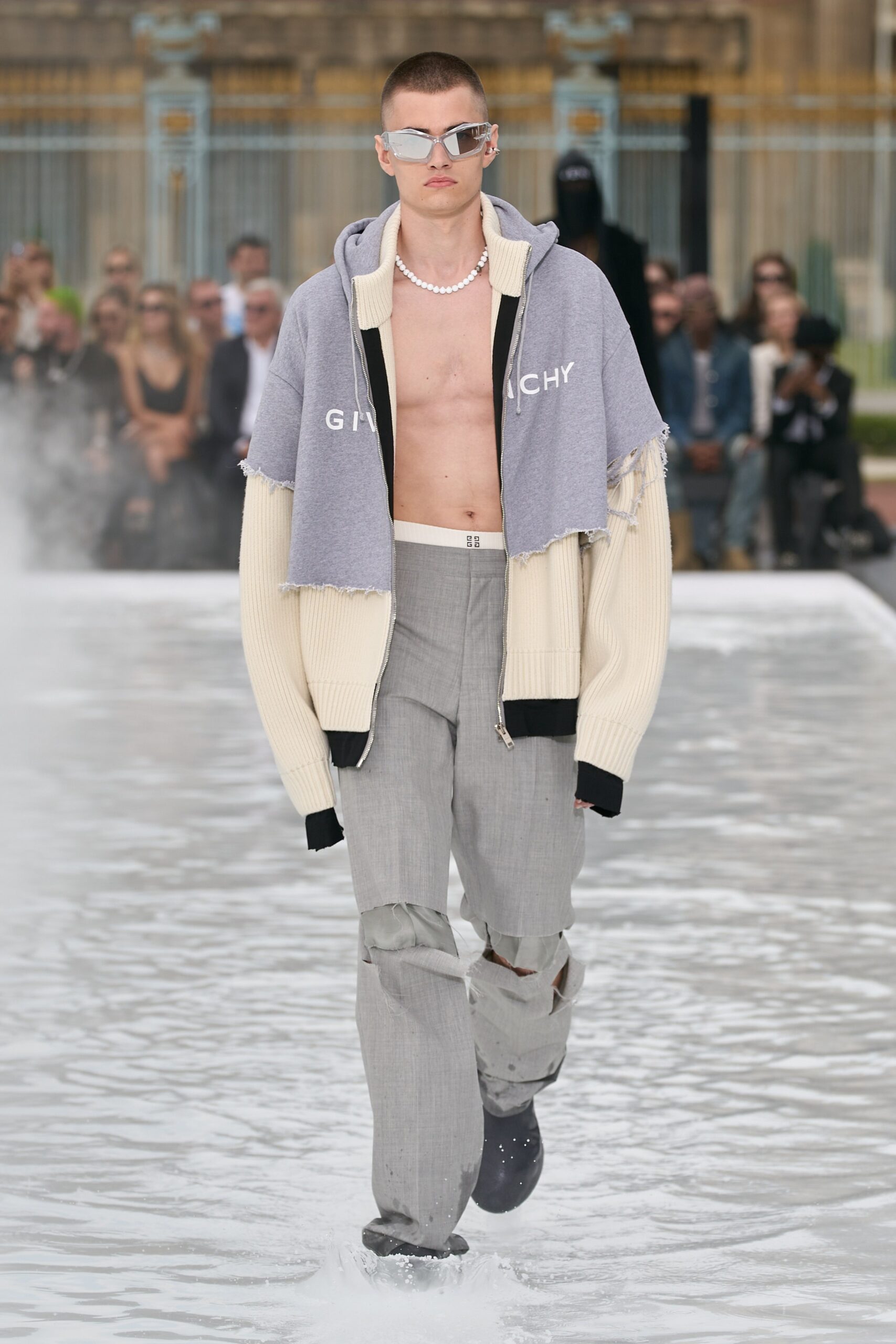 Givenchy S/S 23 Menswear Look 43