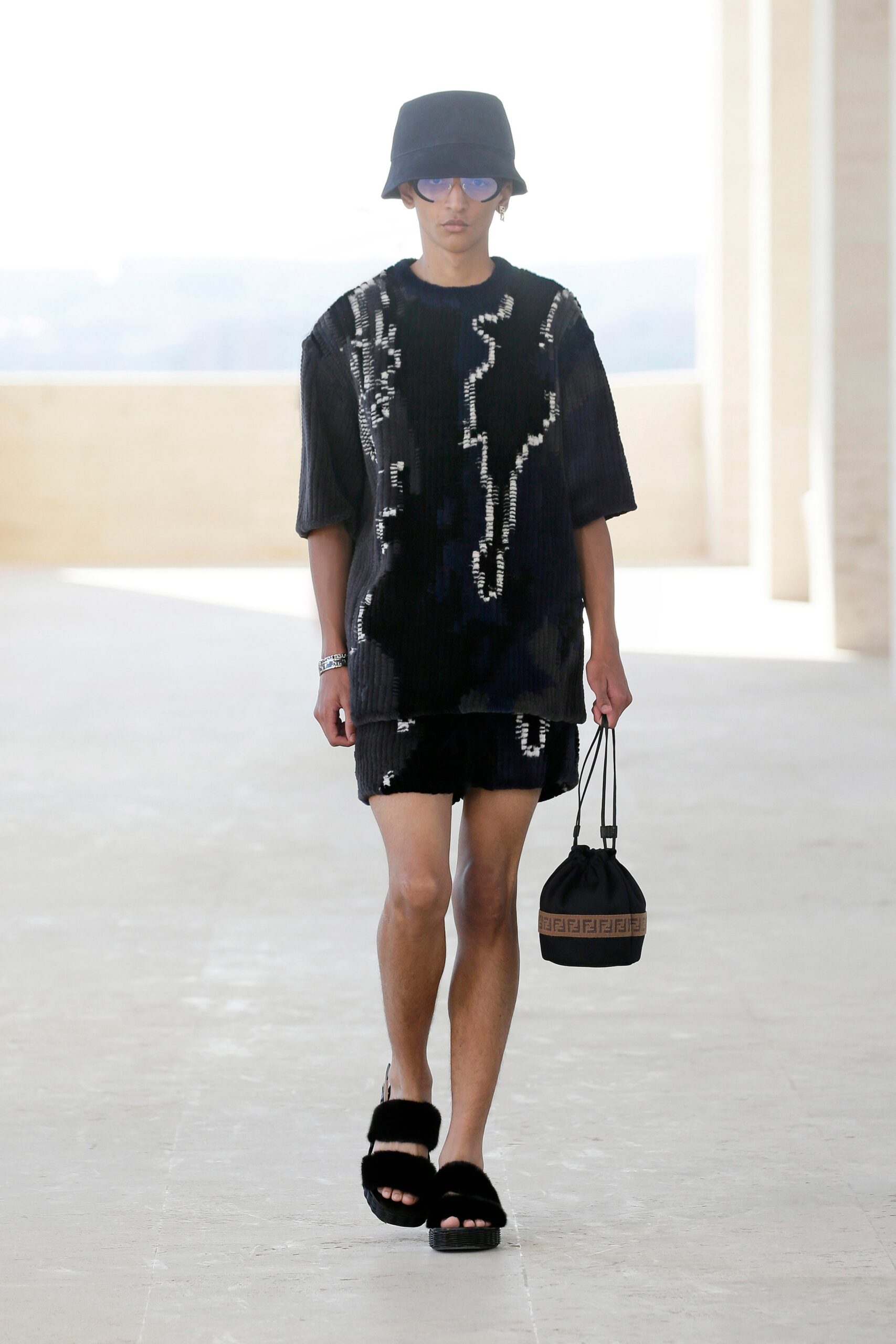 Fendi S/S 22 Menswear Look 44