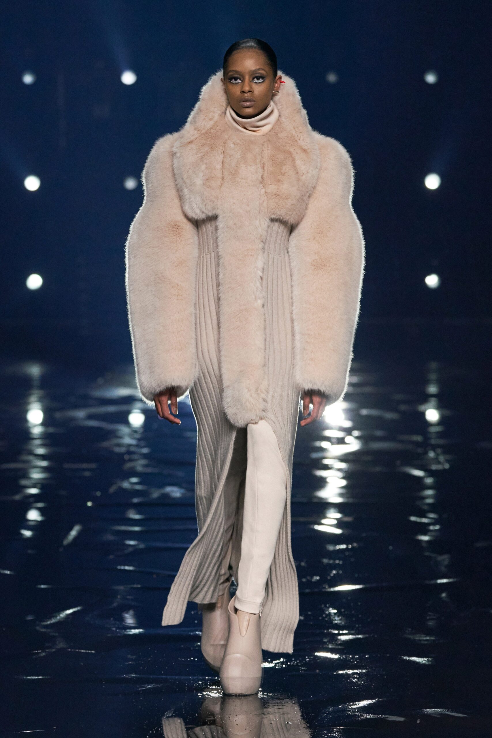 Givenchy F/W 21 Look 44