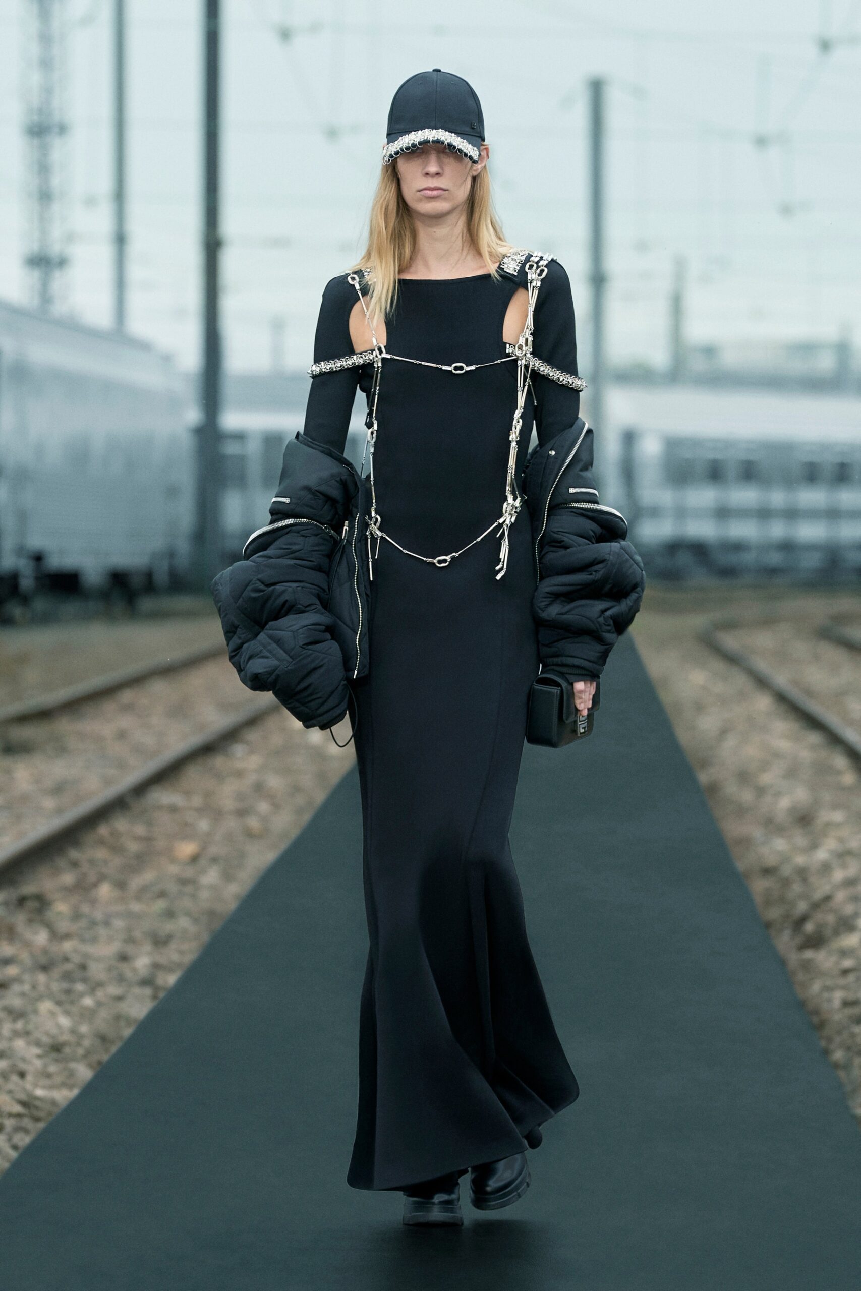 Givenchy Resort 22 Look 44