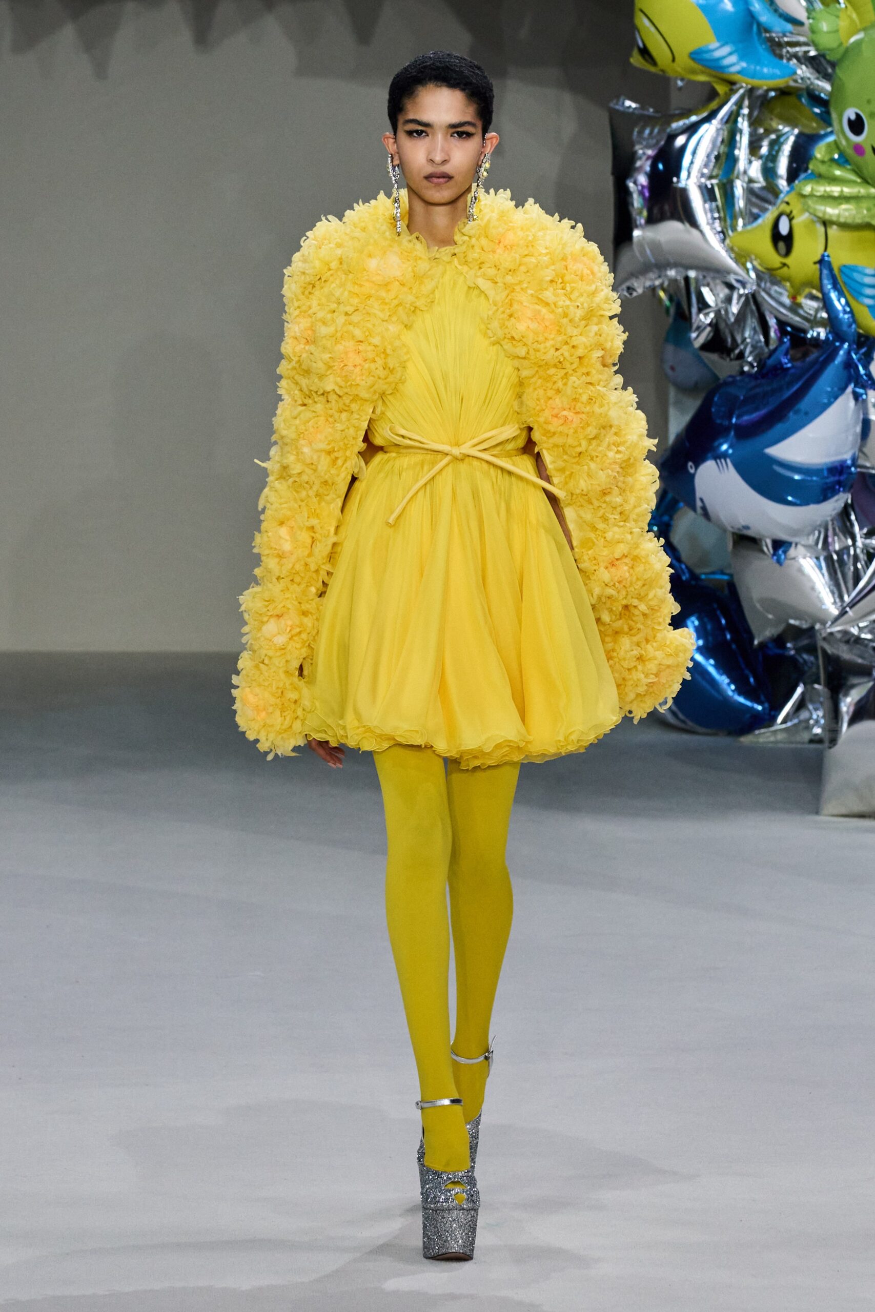 Giambattista Valli F/W 22 Couture Look 44