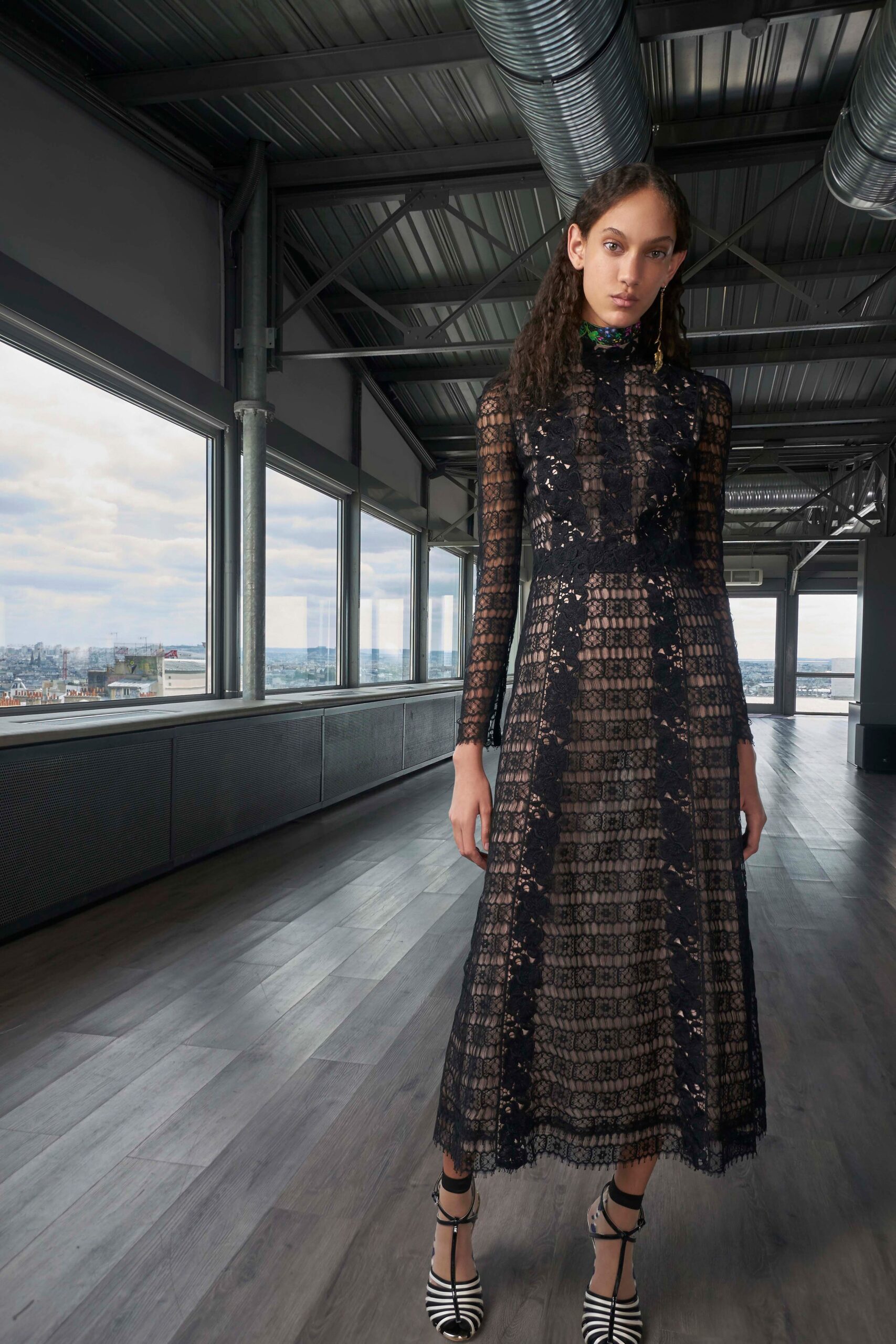 Giambattista Valli Resort 19 Look 44