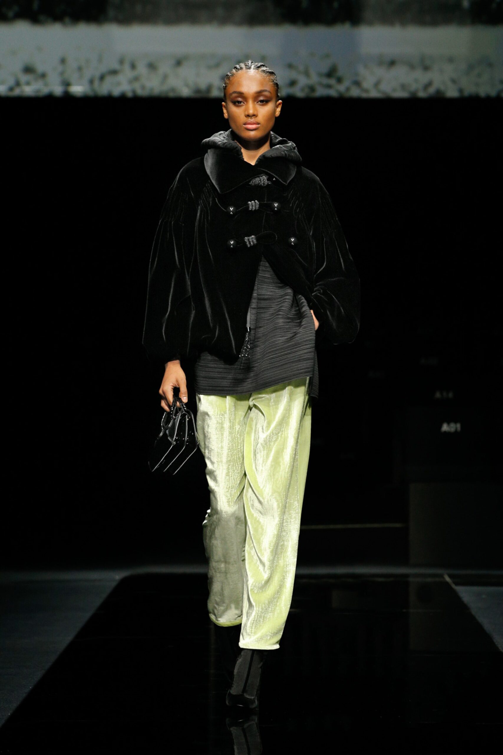 Giorgio Armani F/W 20 Look 44