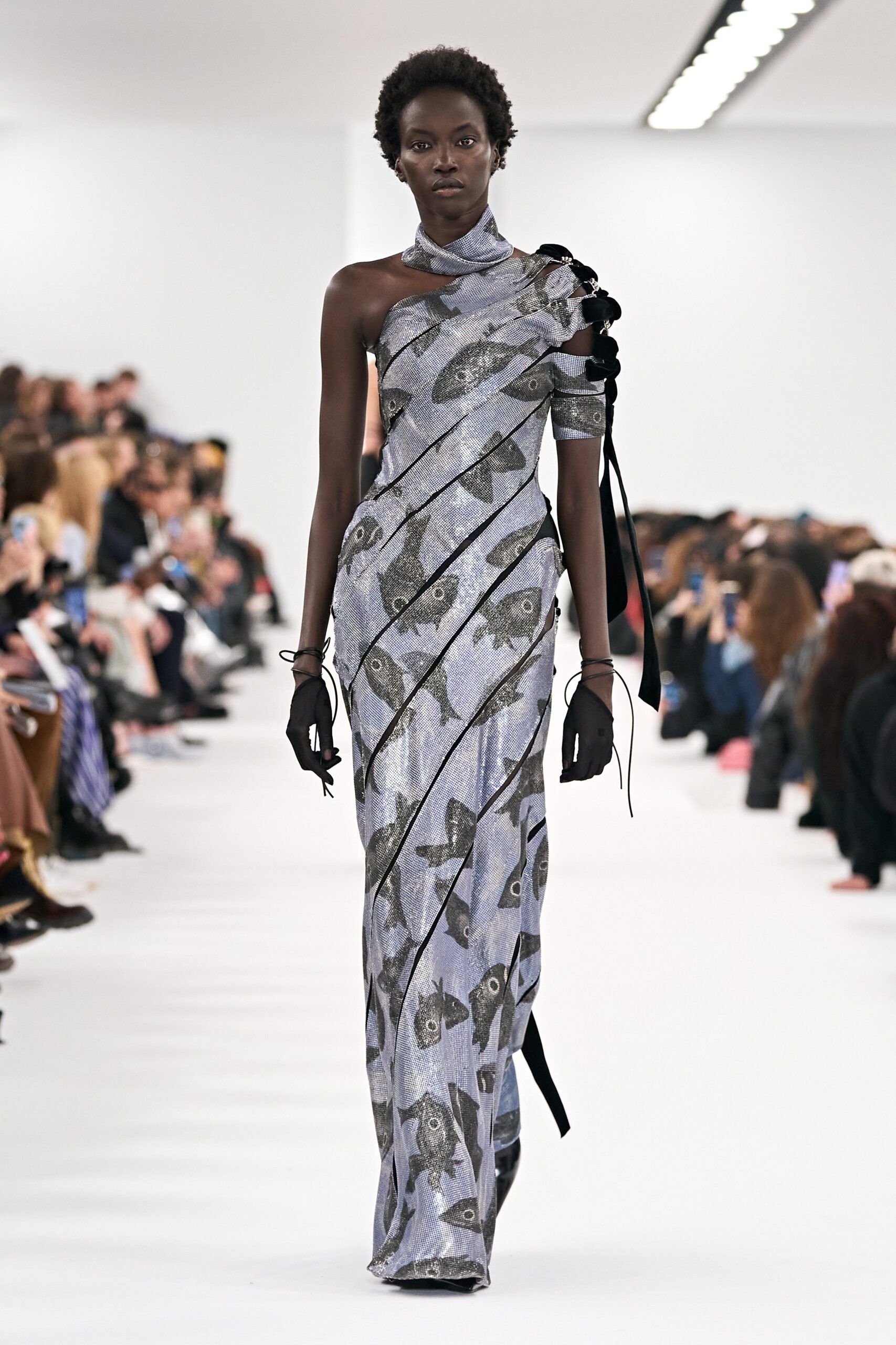 Givenchy F/W 23 Look 44