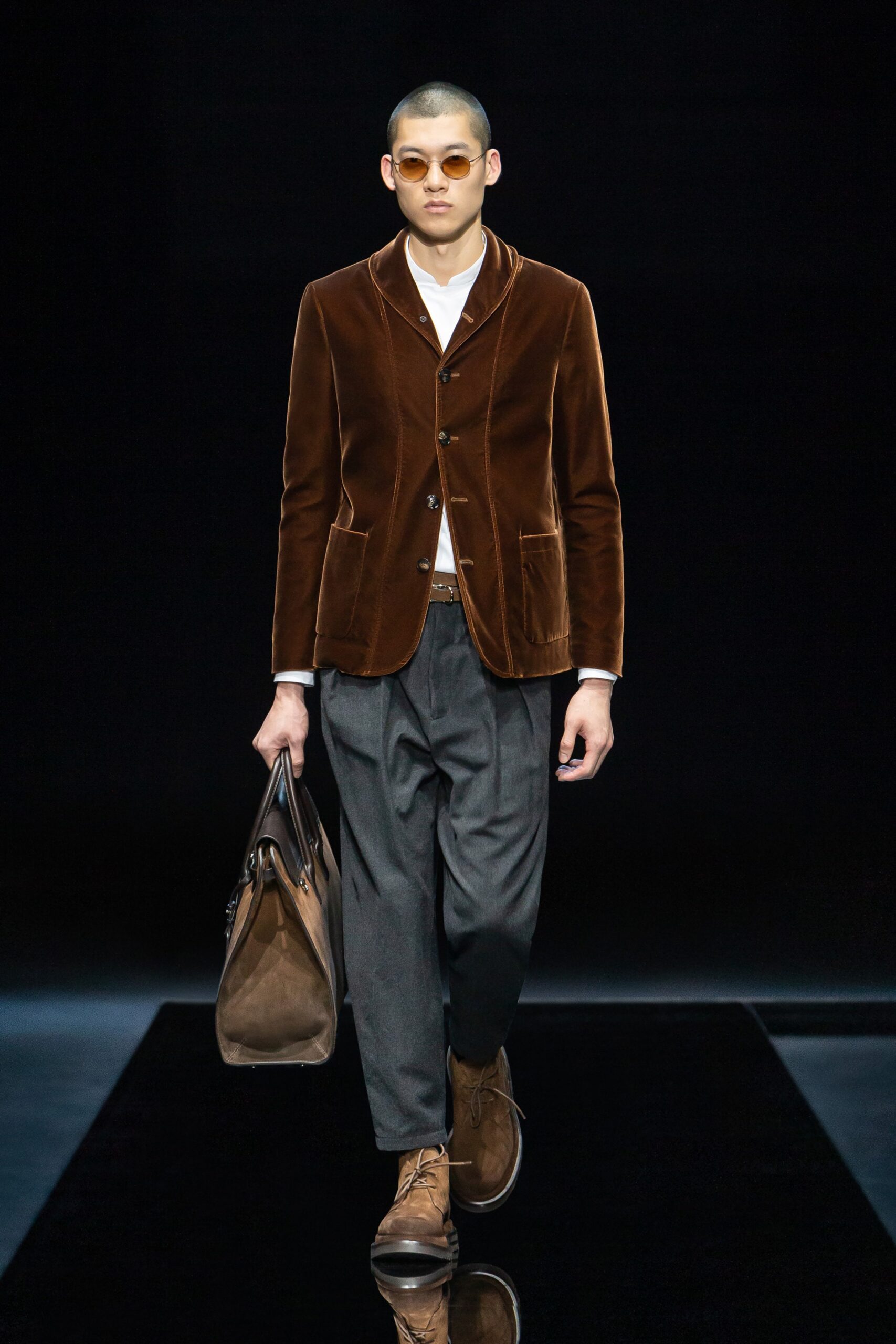 Giorgio Armani F/W 21 Menswear Look 45