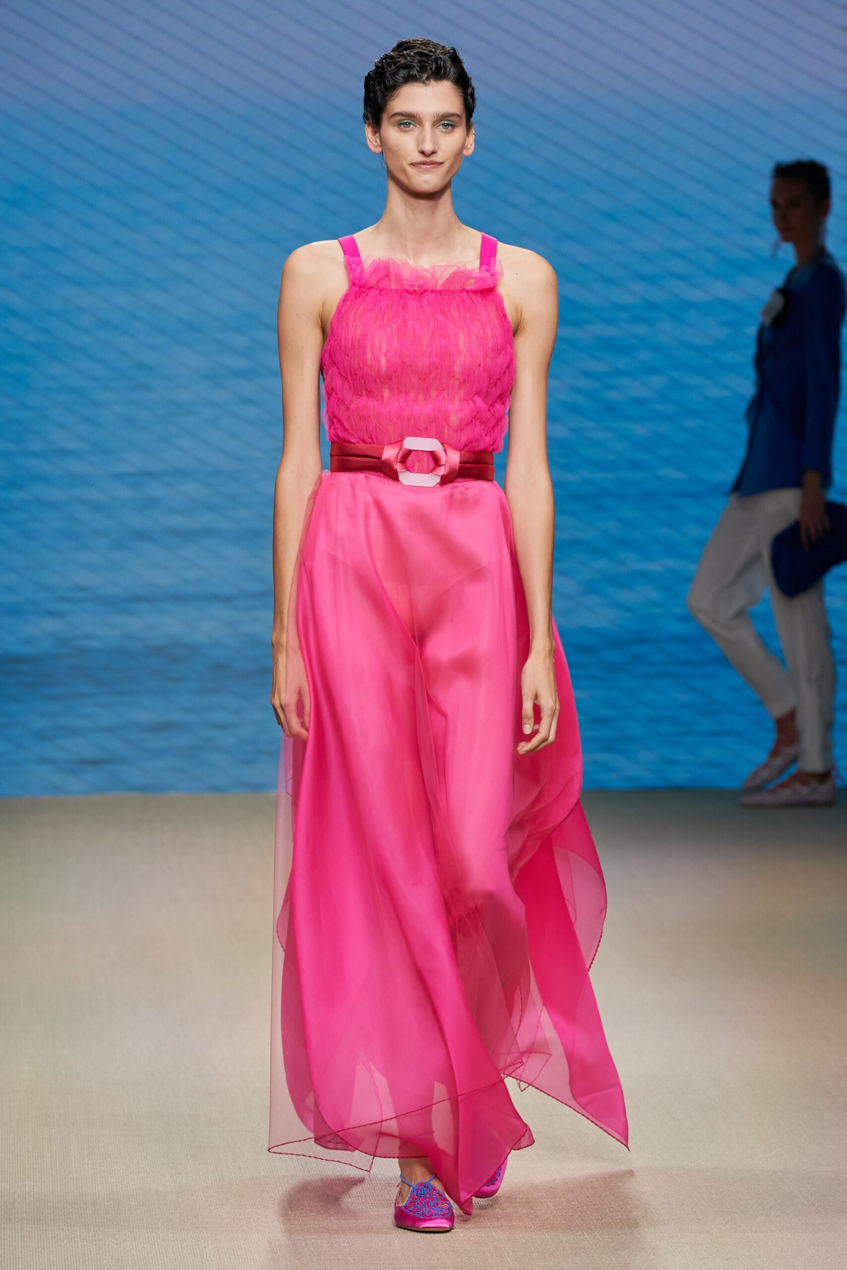 Giorgio Armani S/S 22 Look 45