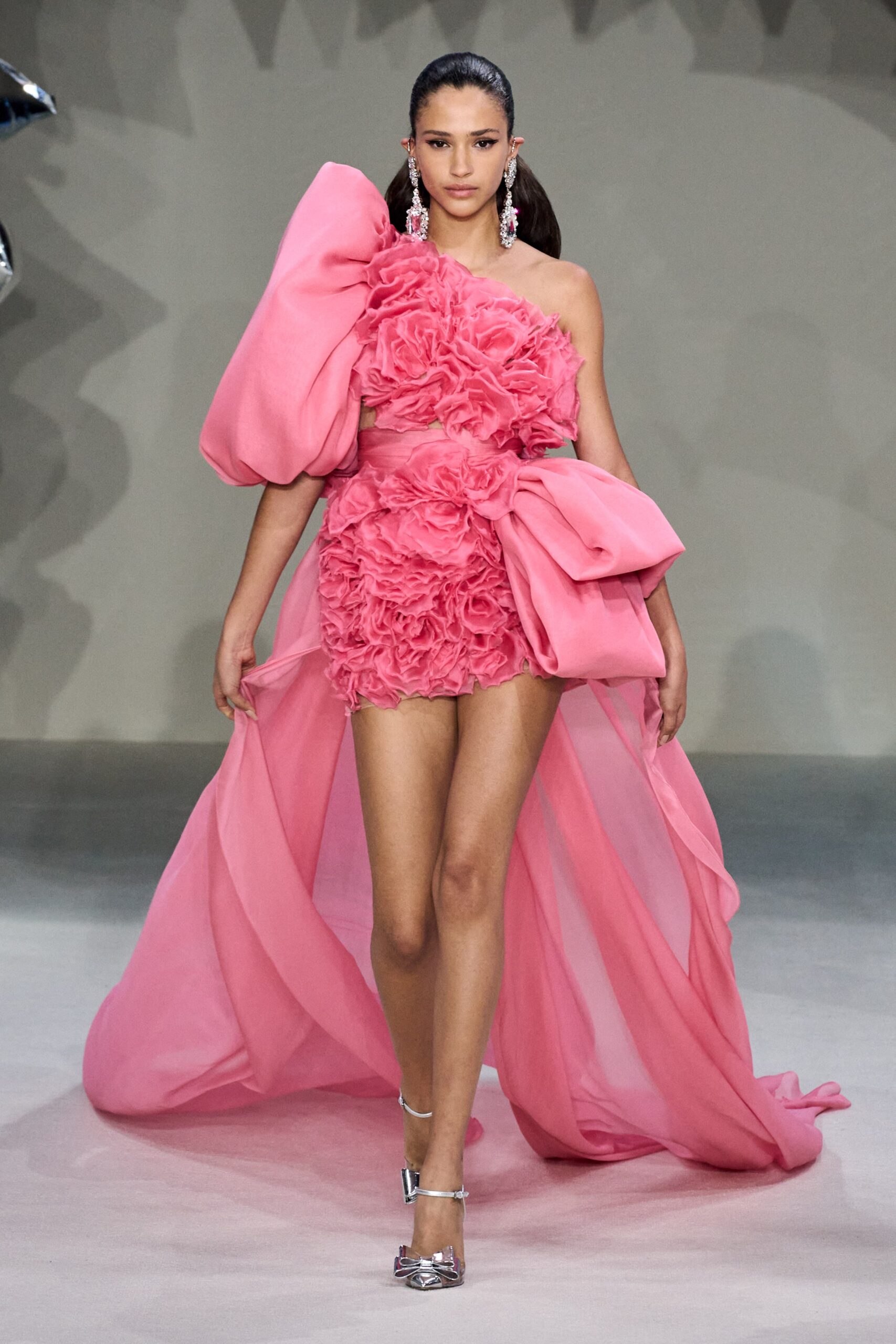 Giambattista Valli F/W 22 Couture Look 45